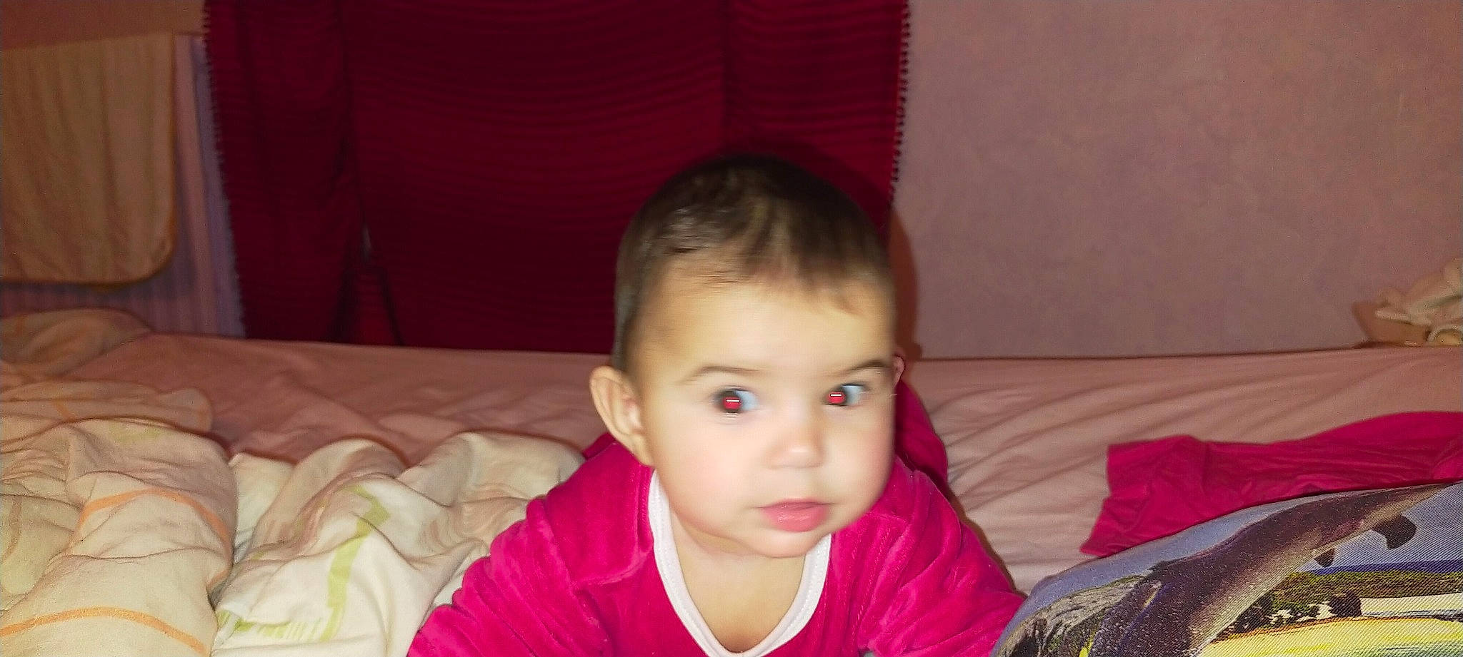 Manon participe au concours pour gagner de l'argent avec cette photo : baby, black_hair, cheek, chin, cool, ear, eyebrow, eyelash, forehead, fun, happy, iris, jaw, lip, magenta, mouth, neck, nose, person, skin