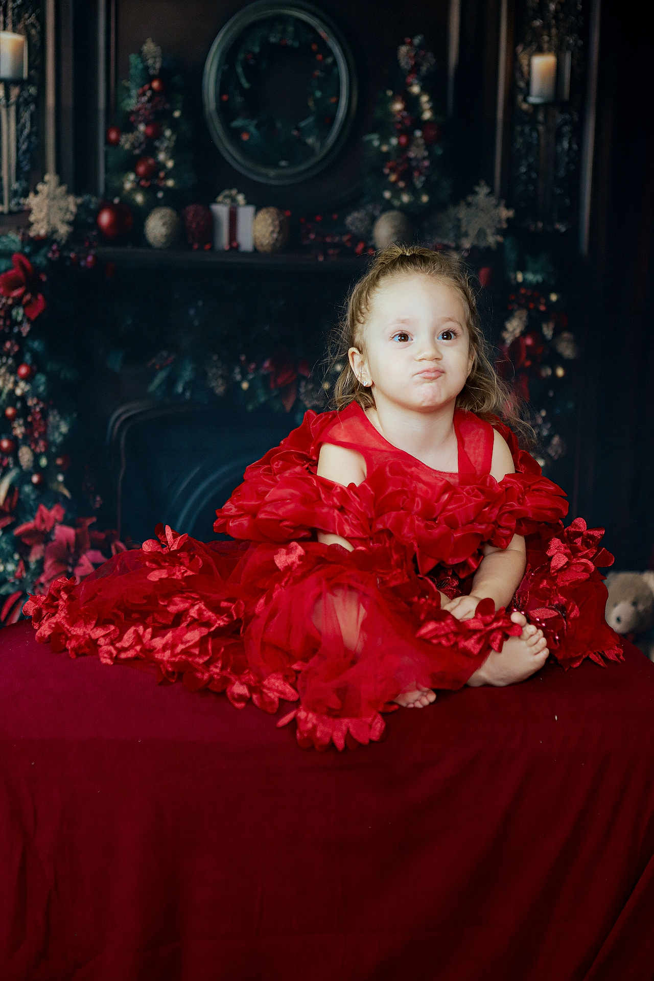 Shayanna participe au concours pour gagner de l'argent avec cette photo : child, girl, red_dress, pout, sitting, holiday_decor, festive, portrait, cute, expression, indoor, decorations, christmas, celebration, smile, cute_face, young_child, fancy_dress, toddler, happy