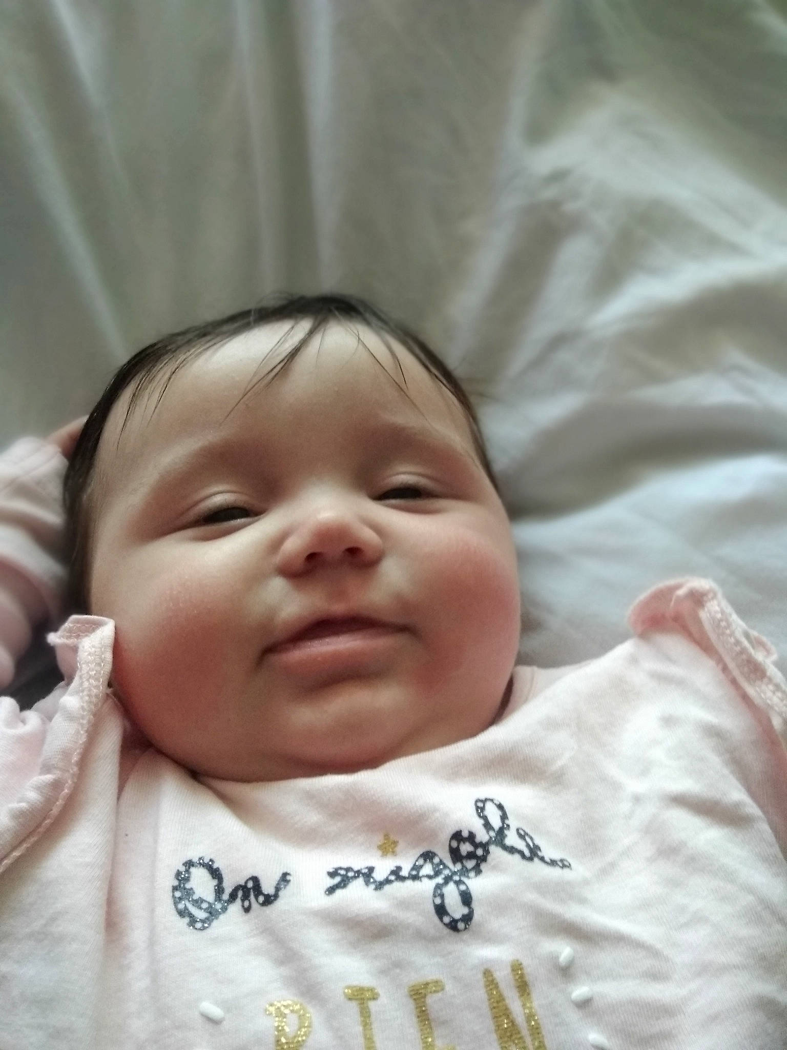 Estelle participe au concours pour gagner de l'argent avec cette photo : baby, bedtime, cheek, child, face, forehead, head, lip, mouth, nose, person, skin, smile, toddler