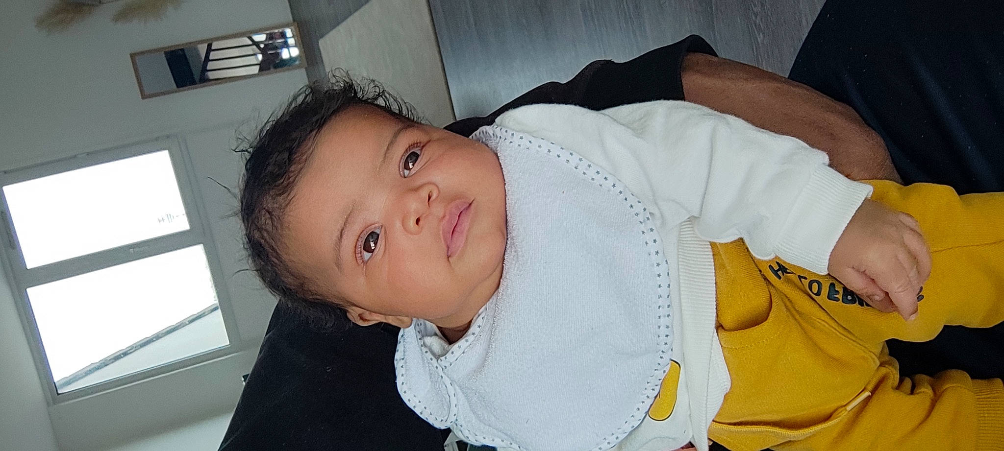 Milhane a rejoint le concours — aidez-le/la à gagner de superbes lots ! abdomen, baby, baby_products, baby_toddler_clothing, cheek, chest, child, comfort, elbow, eyelash, fun, happy, hat, mouth, nose, person, skin, sleeve, smile, toddler