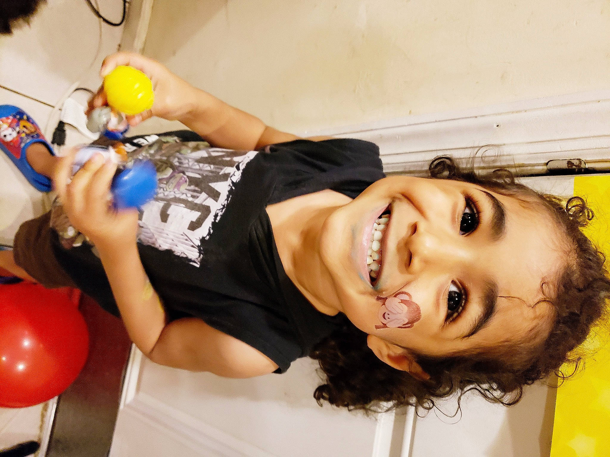 Jayvion is registered to the contest to win money with this photo: abdomen, arm, balloon, beauty, black_hair, chest, happy, joy, leg, person, photo_shoot, photography, room, smile, thigh, trunk, yellow