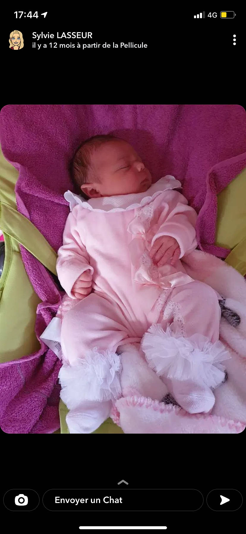 Shayline a rejoint le concours — aidez-le/la à gagner de superbes lots ! baby, baby_products, baby_sleeping, baby_toddler_clothing, cheek, child, comfort, face, head, human_body, infant_bed, linens, magenta, peach, person, pink, product, purple, skin, sleeve