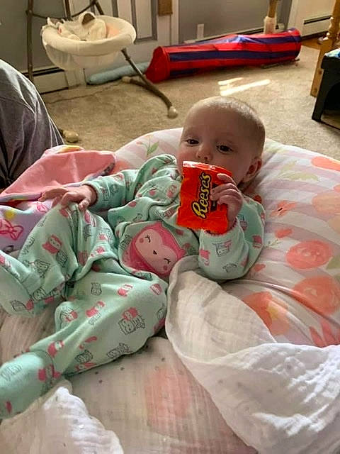 Emmaline is registered to the contest to win money with this photo: baby, birth, child, person, toddler