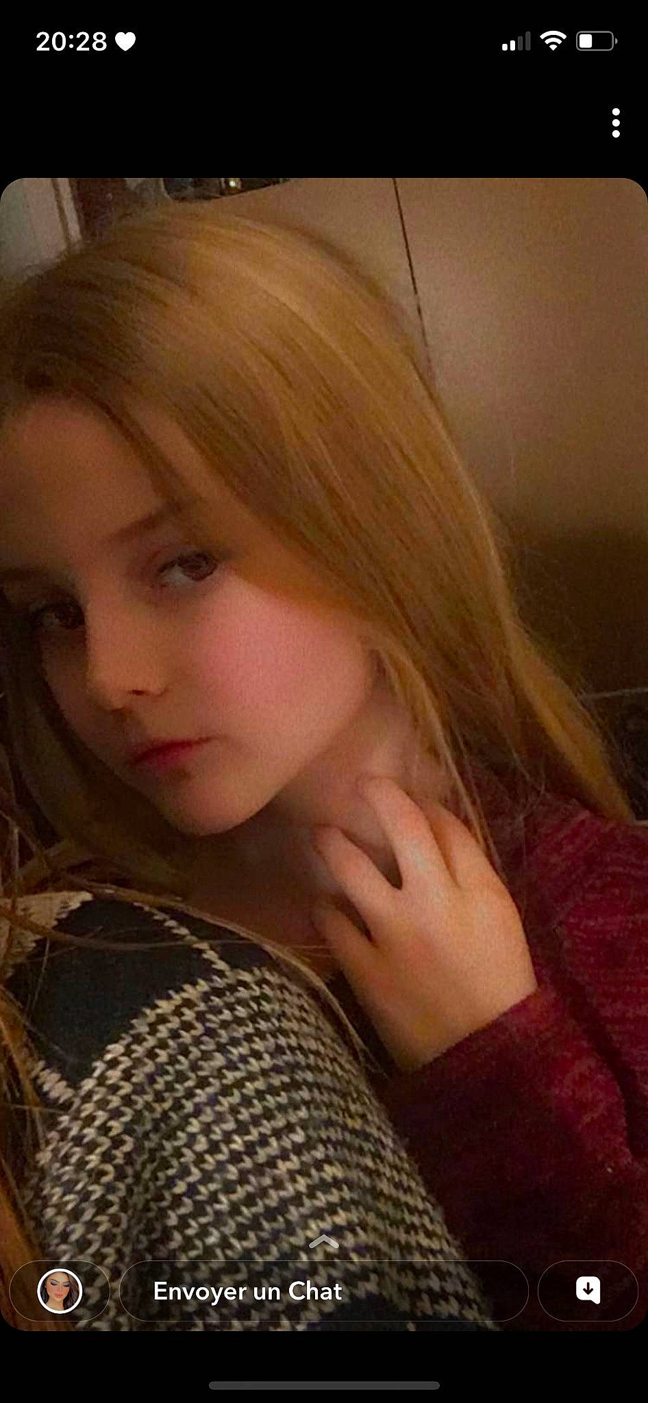 Inaya a rejoint le concours — aidez-le/la à gagner de superbes lots ! bangs, brown_hair, cheek, child, comfort, eye, eyelash, flash_photography, hair_coloring, iris, layered_hair, lip, long_hair, neck, nose, pattern, person, portrait, portrait_photography, sitting