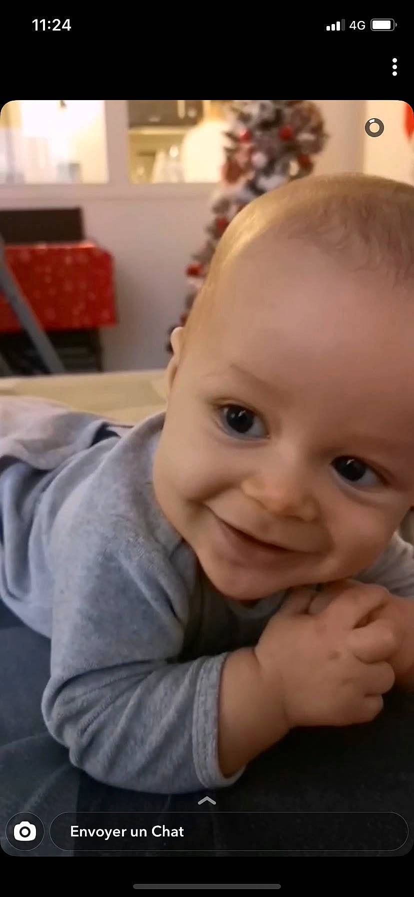 Eyal a rejoint le concours — aidez-le/la à gagner de superbes lots ! arm, baby, cheek, chin, ear, eyebrow, eyelash, finger, forehead, gesture, hand, happy, iris, joy, lip, mouth, nose, person, skin, smile