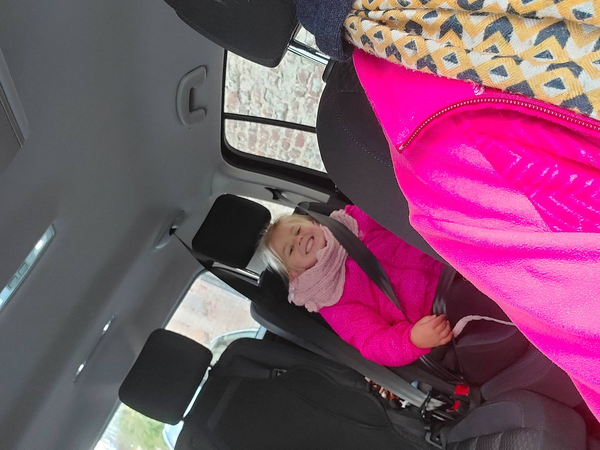 Zélie participe au concours pour gagner de l'argent avec cette photo : auto_part, automotive_design, automotive_exterior, automotive_window_part, car_seat, car_seat_cover, carmine, comfort, family_car, head_restraint, joy, leisure, linens, luxury_vehicle, magenta, motor_vehicle, passenger, person, travel, vehicle_door