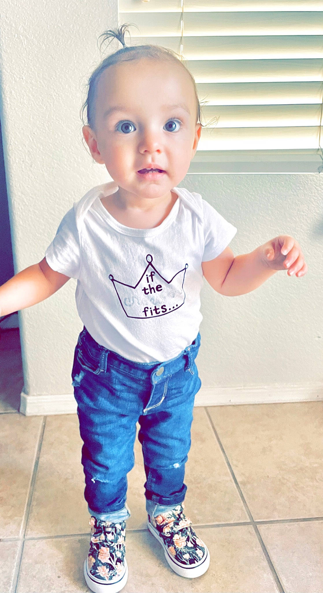 Rylinn is registered to the contest to win money with this photo: baby, baby_toddler_clothing, blue, cheek, child, cool, denim, electric_blue, flooring, fun, happy, joint, organ, pattern, person, skin, sleeve, smile, surprise, t_shirt