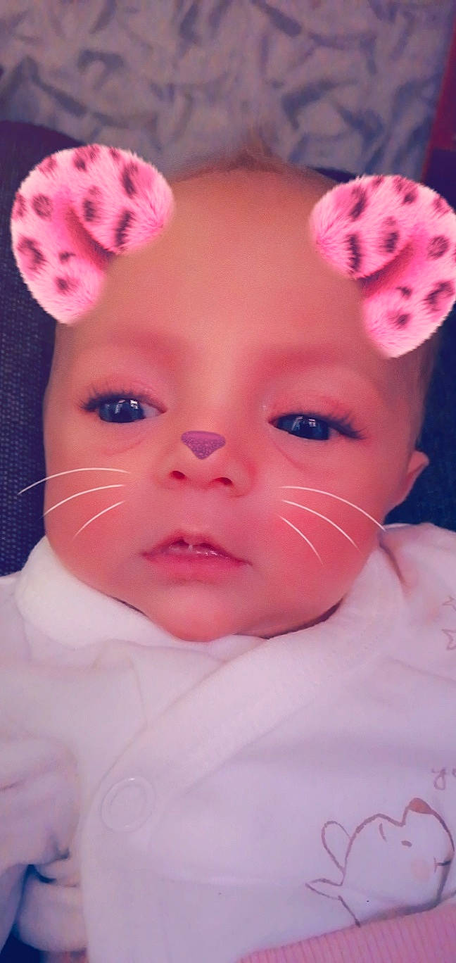 Angiuli a rejoint le concours — aidez-le/la à gagner de superbes lots ! cheek, child, doll, eye, eyebrow, face, forehead, girl, hair_accessory, head, human_hair_color, infant, iris, lip, mouth, nose, person, pink, product, skin