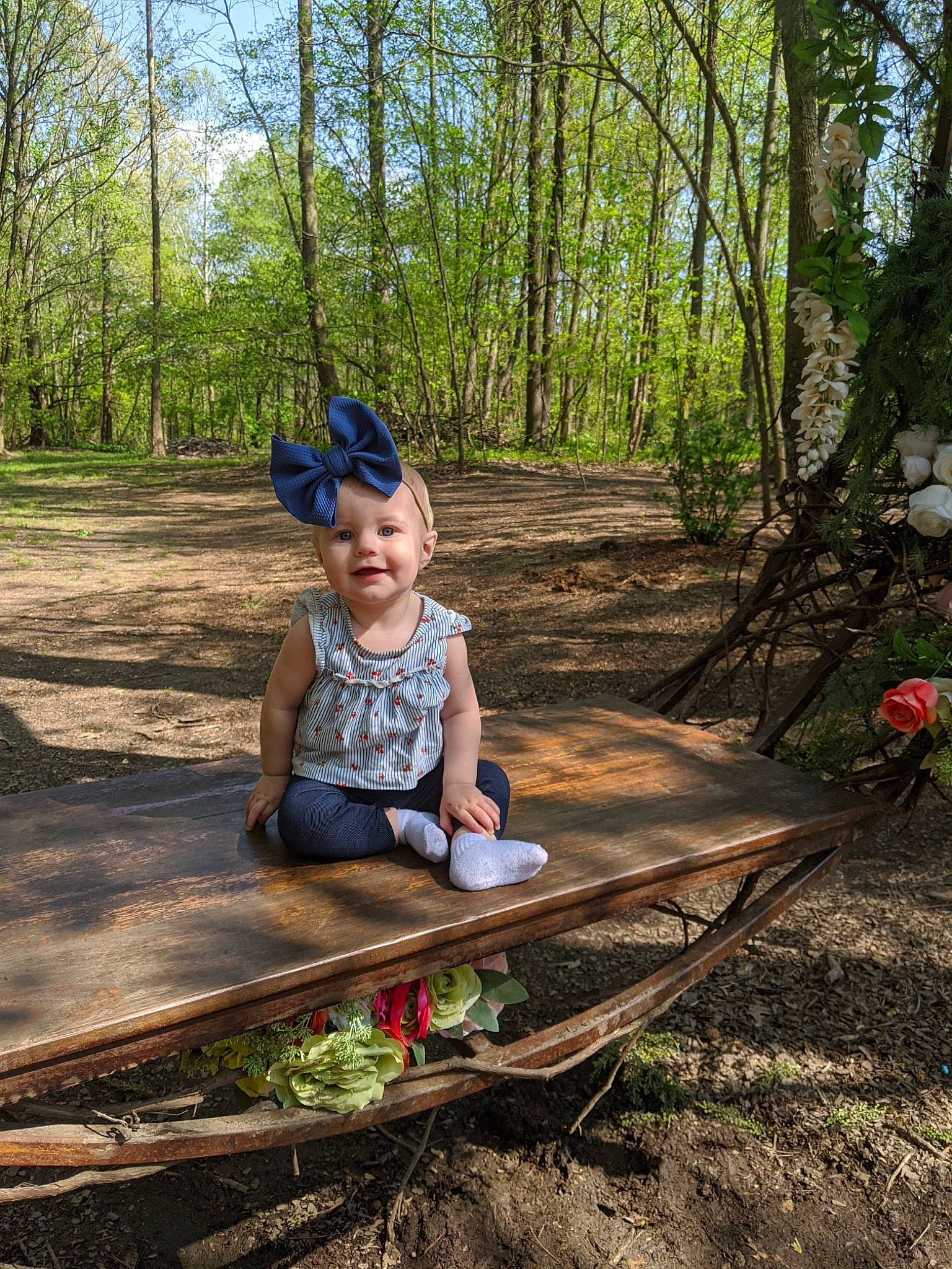 Annabelle is registered to the contest to win money with this photo: child, forest, fun, headwear, joy, jungle, landscape, leisure, natural_environment, old_growth_forest, person, photography, plant, play, recreation, sitting, state_park, table, tree, vacation