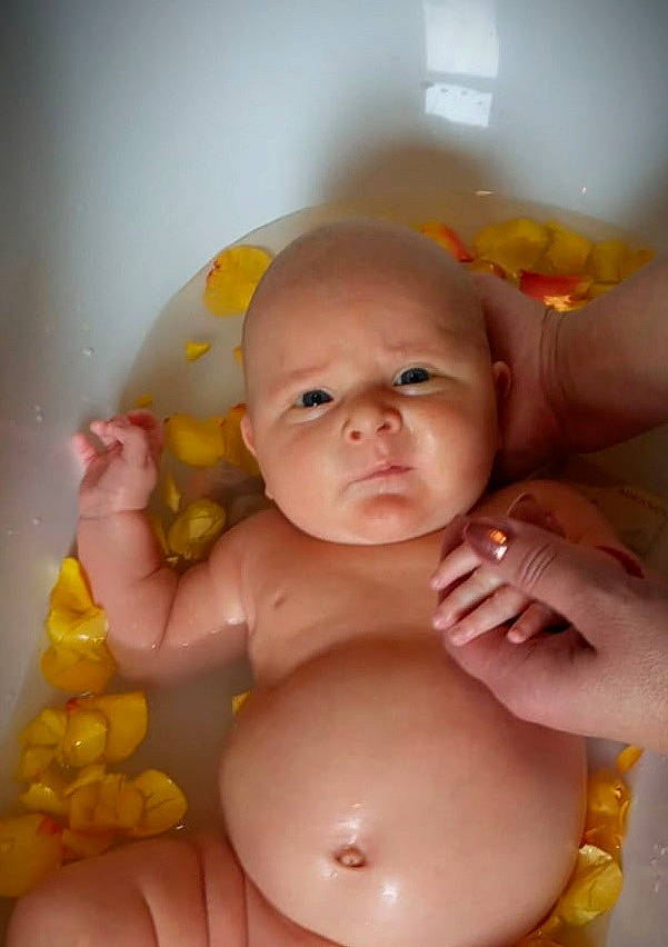 Eduard joined the competition — help win amazing prizes! baby, baby_bathing, bathing, cheek, chest, ear, eye, finger, hair, human_body, leg, mouth, nail, neck, nose, orange, person, skin, stomach, thumb