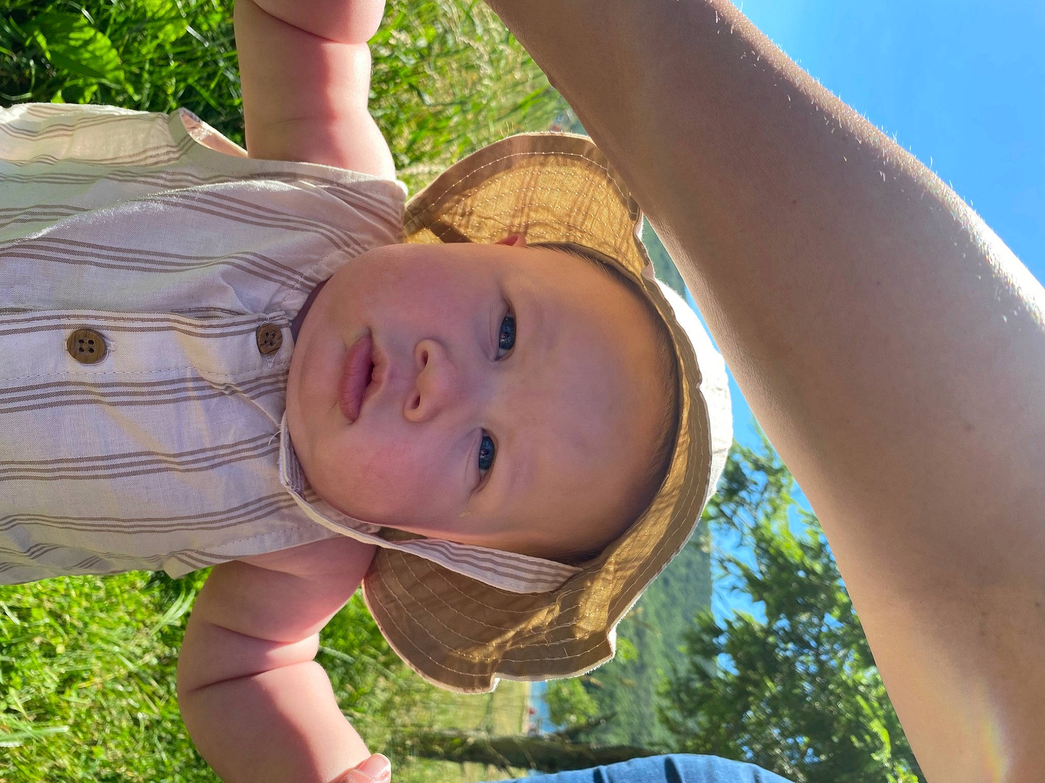 Asia is registered to the contest to win money with this photo: elbow, finger, gesture, grass, grass_family, happy, head, headwear, leisure, light, lip, neck, nose, people_in_nature, person, plant, skin, sky, smile, summer
