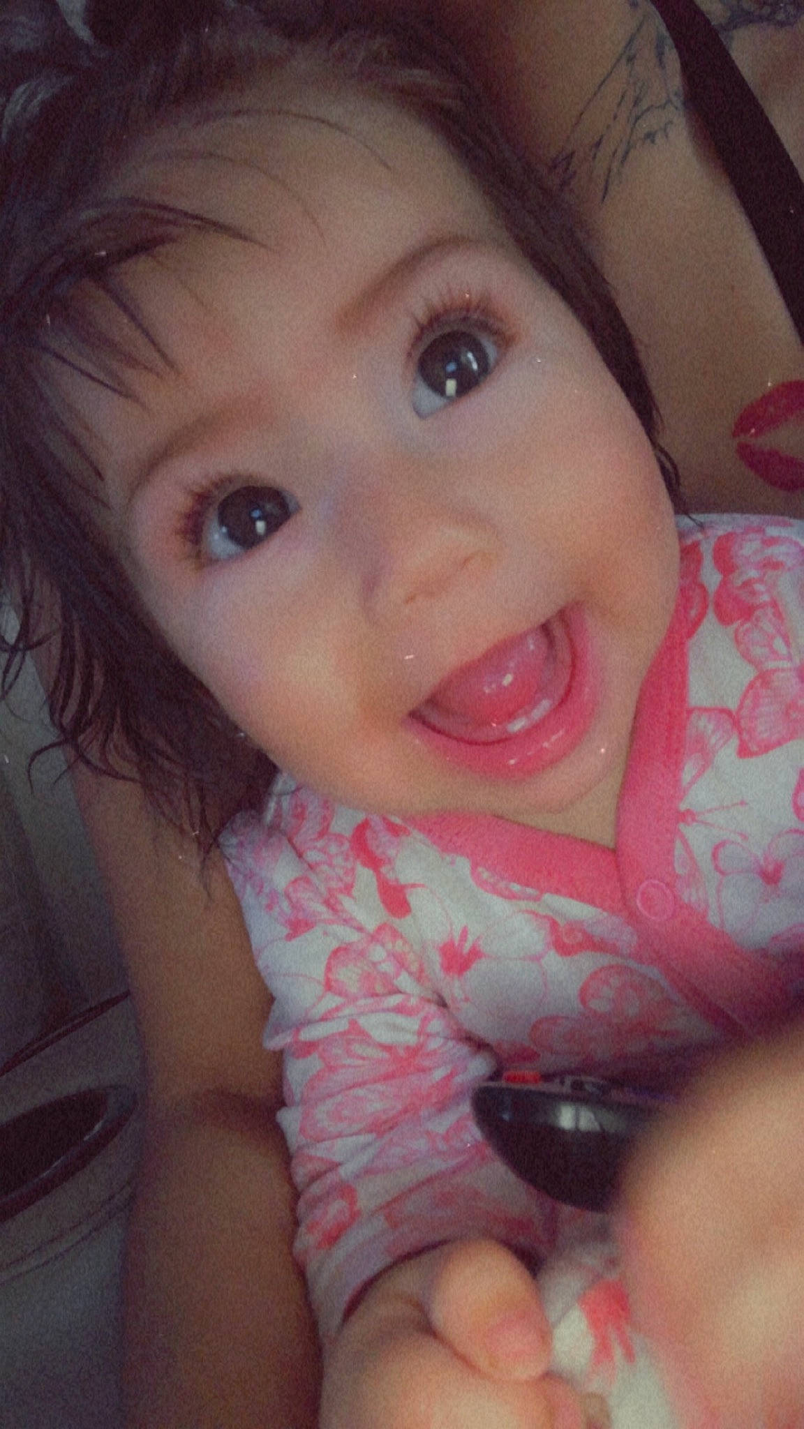 Juanita is registered to the contest to win money with this photo: beauty, cheek, child, chin, close_up, eye, eyebrow, face, facial_expression, forehead, head, iris, lip, mouth, nose, person, selfie, skin, smile, surprise