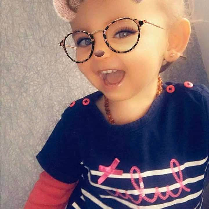 Elsa a rejoint le concours — aidez-le/la à gagner de superbes lots ! active_shirt, cheek, cool, ear, eyelash, eyewear, neck, person, selfie, sleeve