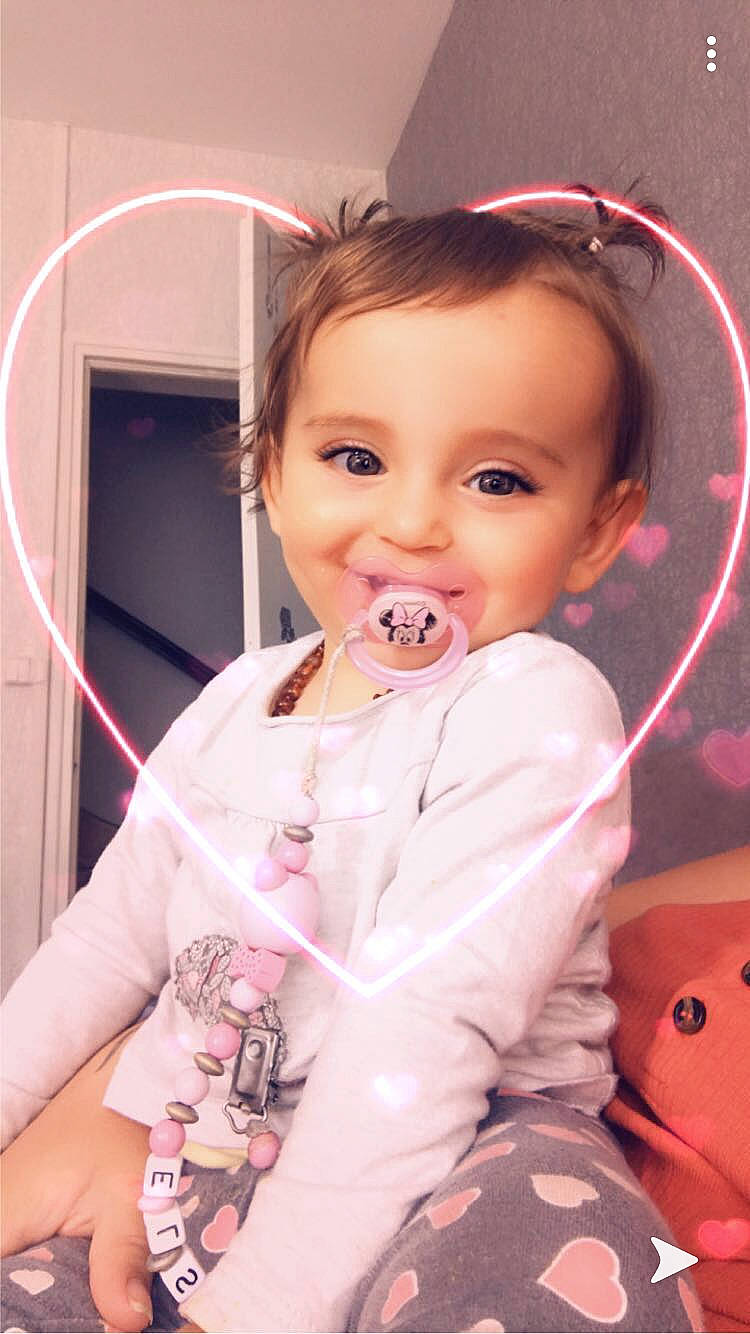 Elsa a rejoint le concours — aidez-le/la à gagner de superbes lots ! baby, cheek, child, ear, eye, face, facial_expression, forehead, head, joy, lip, mouth, neck, nose, person, pink, skin, smile, toddler