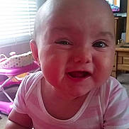 Nevaeh-anngelina is registered to the contest to win money with this photo: