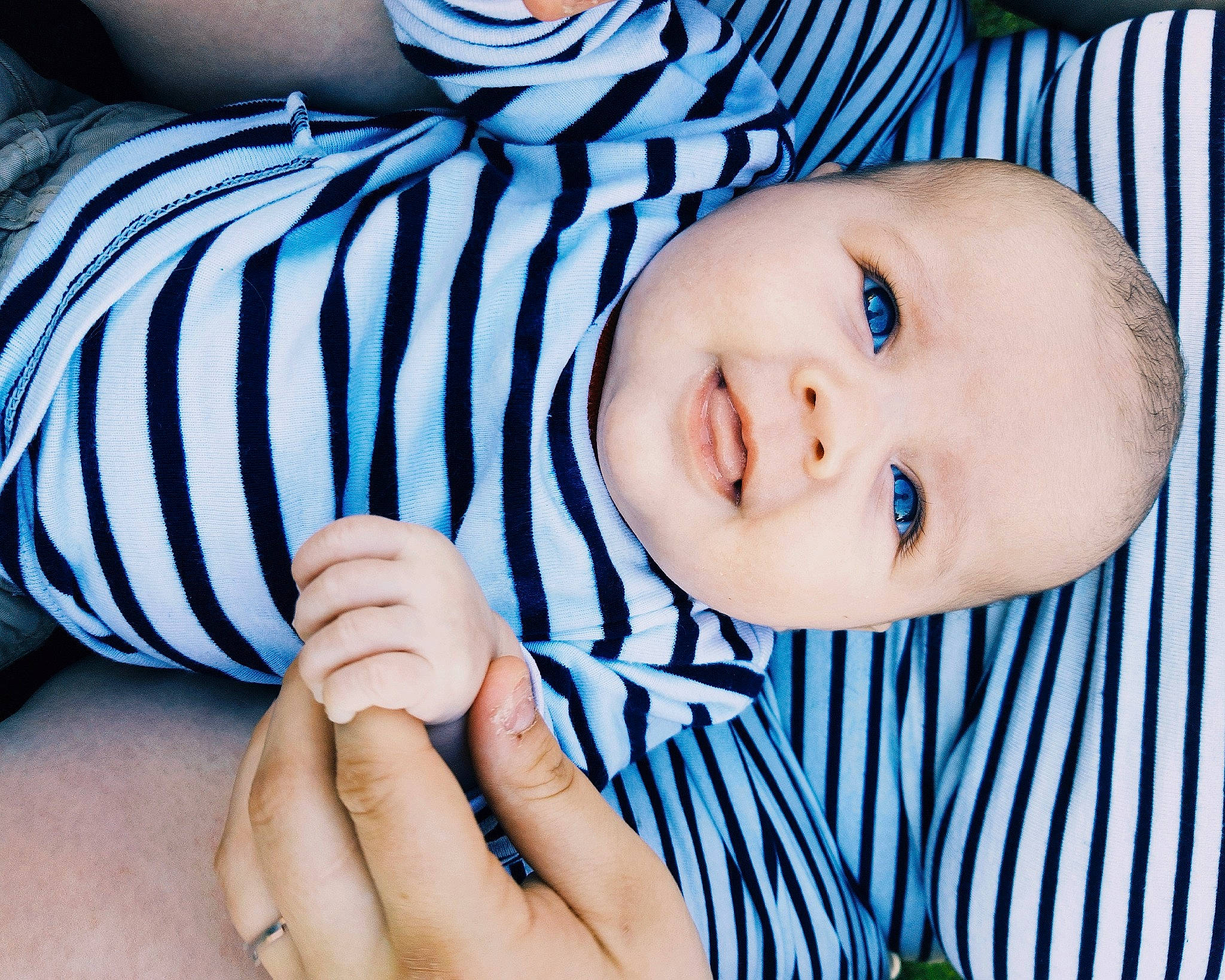 Matthew a rejoint le concours — aidez-le/la à gagner de superbes lots ! baby, cheek, child, eye, face, finger, hand, head, lip, mouth, nose, person, photography, portrait_photography, skin, smile, toddler