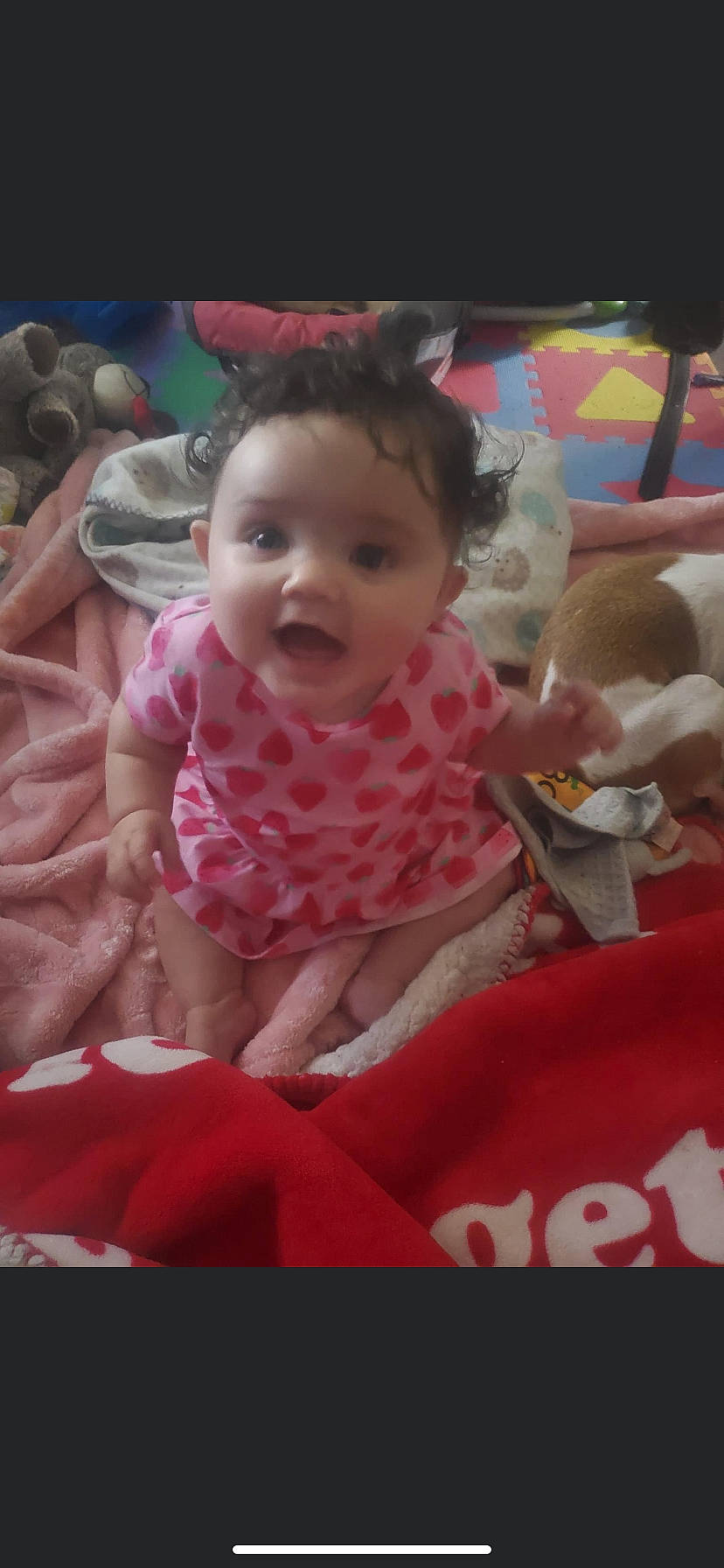 Essence is registered to the contest to win money with this photo: baby, baby_products, baby_toddler_clothing, cheek, child, event, fun, happy, headgear, human, human_body, magenta, people, person, pink, product, skin, sleeve, smile, textile