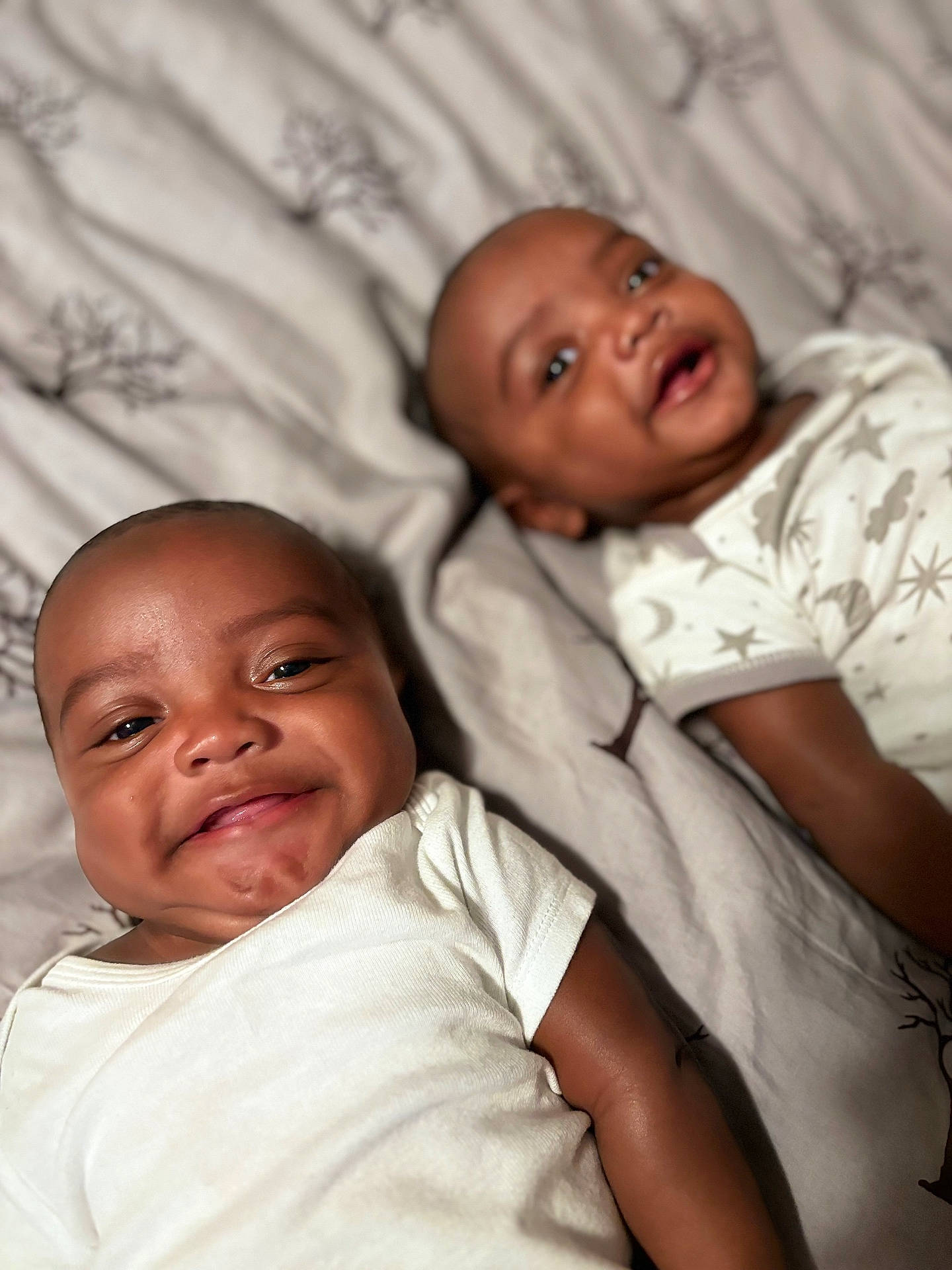 Lavir Vernon Joiner is registered to the contest to win money with this photo: baby, babylaughing, bed, bedroom, bodypart, clothing, face, furniture, happy, head, indoors, laughing, newborn, person, photography, portrait, room, selfie, smile, t_shirt