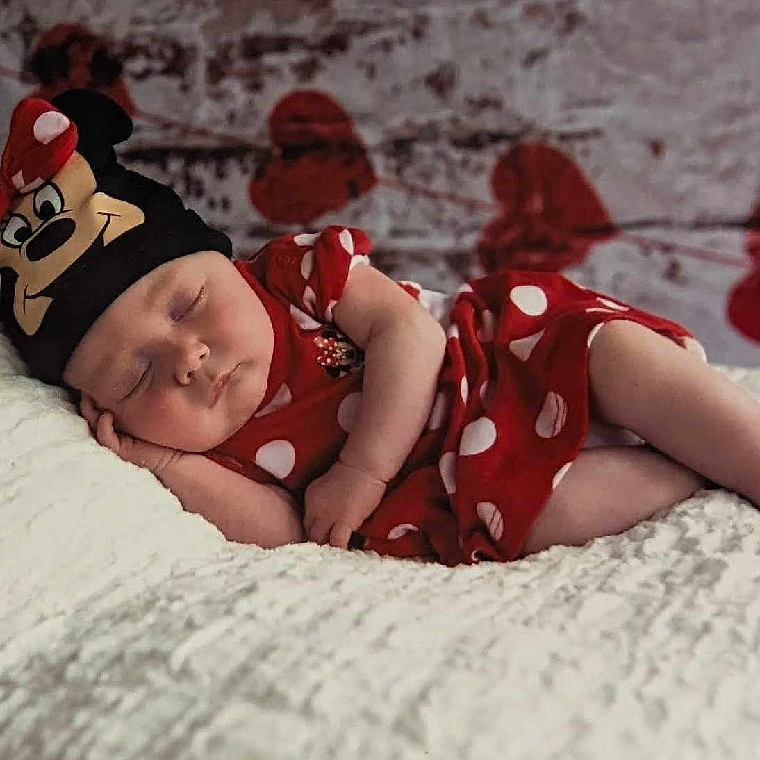 Dakota-Rose is registered to the contest to win money with this photo: baby, bed, bedroom, blanket, cap, clothing, face, furniture, hat, head, indoors, newborn, person, photography, portrait, quilt, room, sleeping, yawning