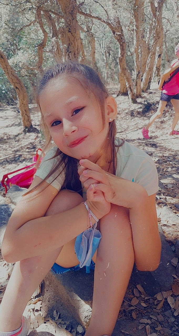 Naïa a rejoint le concours — aidez-le/la à gagner de superbes lots ! black_hair, chest, fawn, fun, grass, happy, human, human_leg, joy, leisure, lip, long_hair, mouth, nail, nature, people_in_nature, person, skin, swimwear, thigh