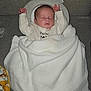 Maëlan a rejoint le concours — aidez-le/la à gagner de superbes lots ! baby, newborn, blanket, sleeping, couch, pillow, infant, cozy, white, clothing, person, relaxing, indoors, peaceful, sleep, child, soft, cute, resting, small
