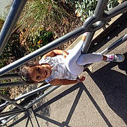 Marwa participe au concours pour gagner de l'argent avec cette photo :