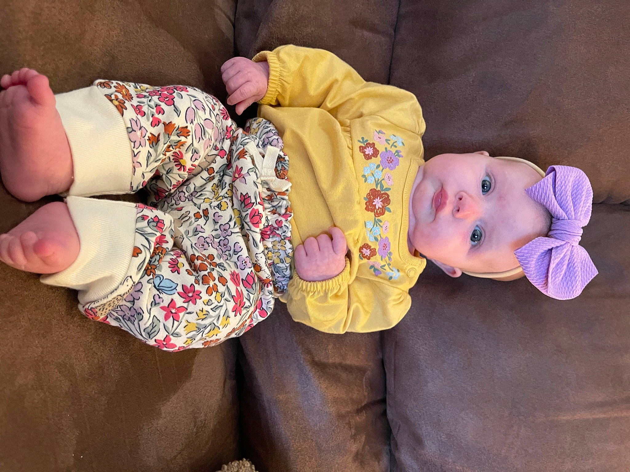 Maela is registered to the contest to win money with this photo: abdomen, baby, baby_toddler_clothing, child, comfort, gesture, hat, headwear, human_body, human_leg, knee, leg, nail, person, pink, skin, sleeve, textile, thigh, toddler