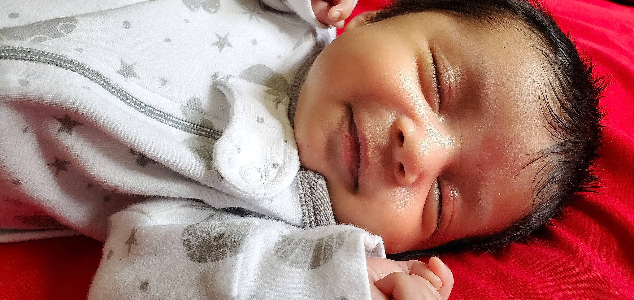 Alejandro is registered to the contest to win money with this photo: baby, baby_sleeping, bedtime, birth, cheek, child, childbirth, close_up, mouth, nap, nose, person, skin, sleep, toddler