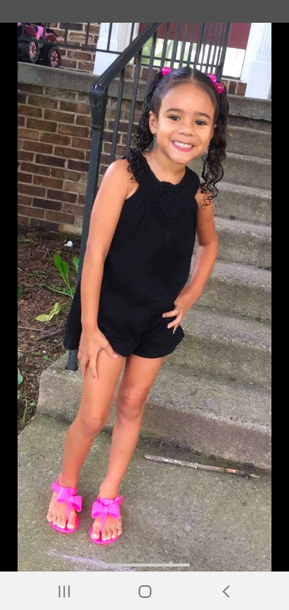 Kierra joined the competition — help win amazing prizes! black_hair, cool, face, fashion, flash_photography, happy, head, human_leg, joint, joy, knee, leg, neck, person, pink, shoe, sleeve, smile, street_fashion, thigh