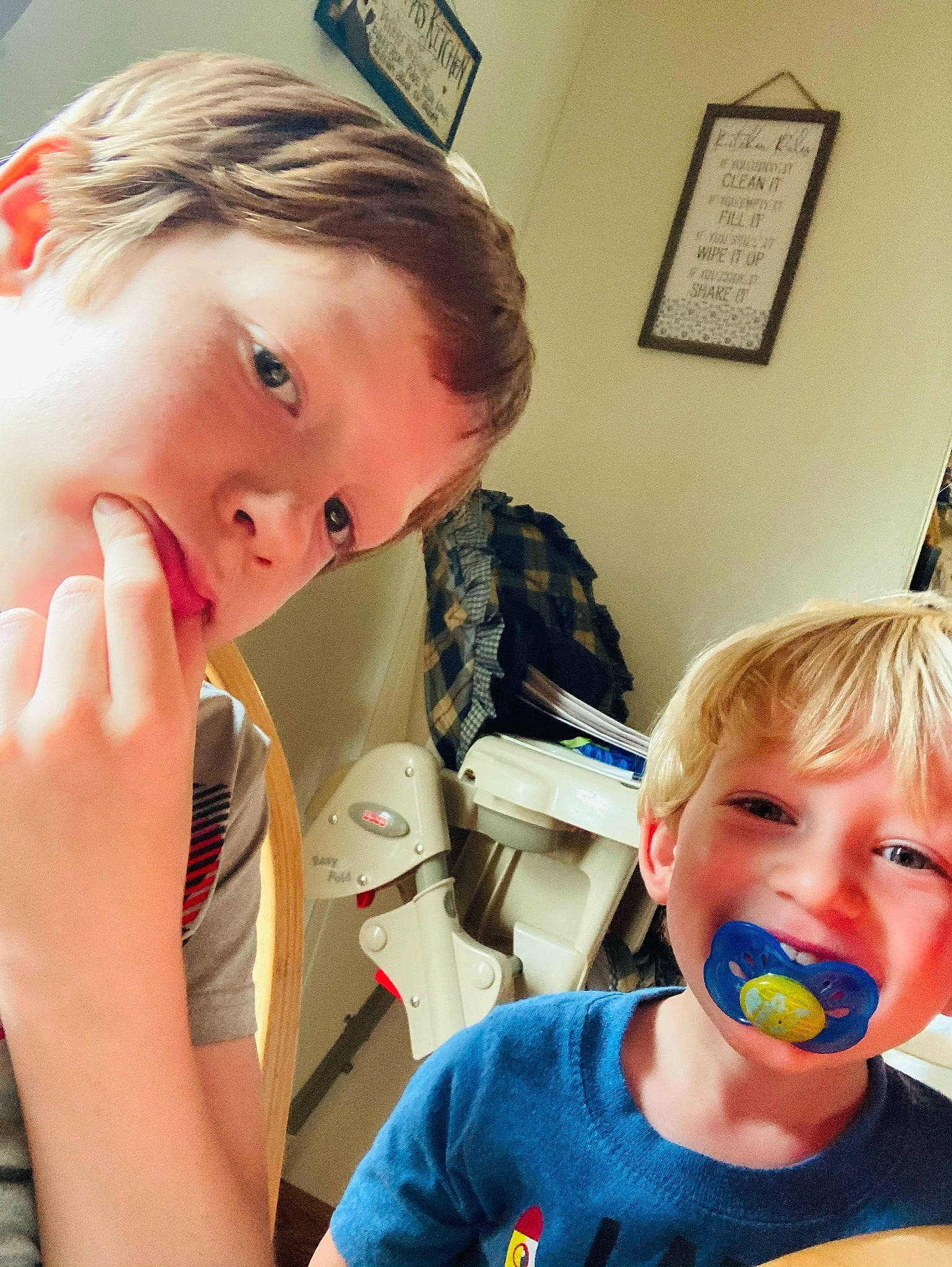 Emrie joined the competition — help win amazing prizes! cheek, chin, ear, eyebrow, eyelash, facial_expression, finger, hair, hairstyle, happy, head, iris, jaw, mouth, neck, nose, organ, person, picture_frame, sharing