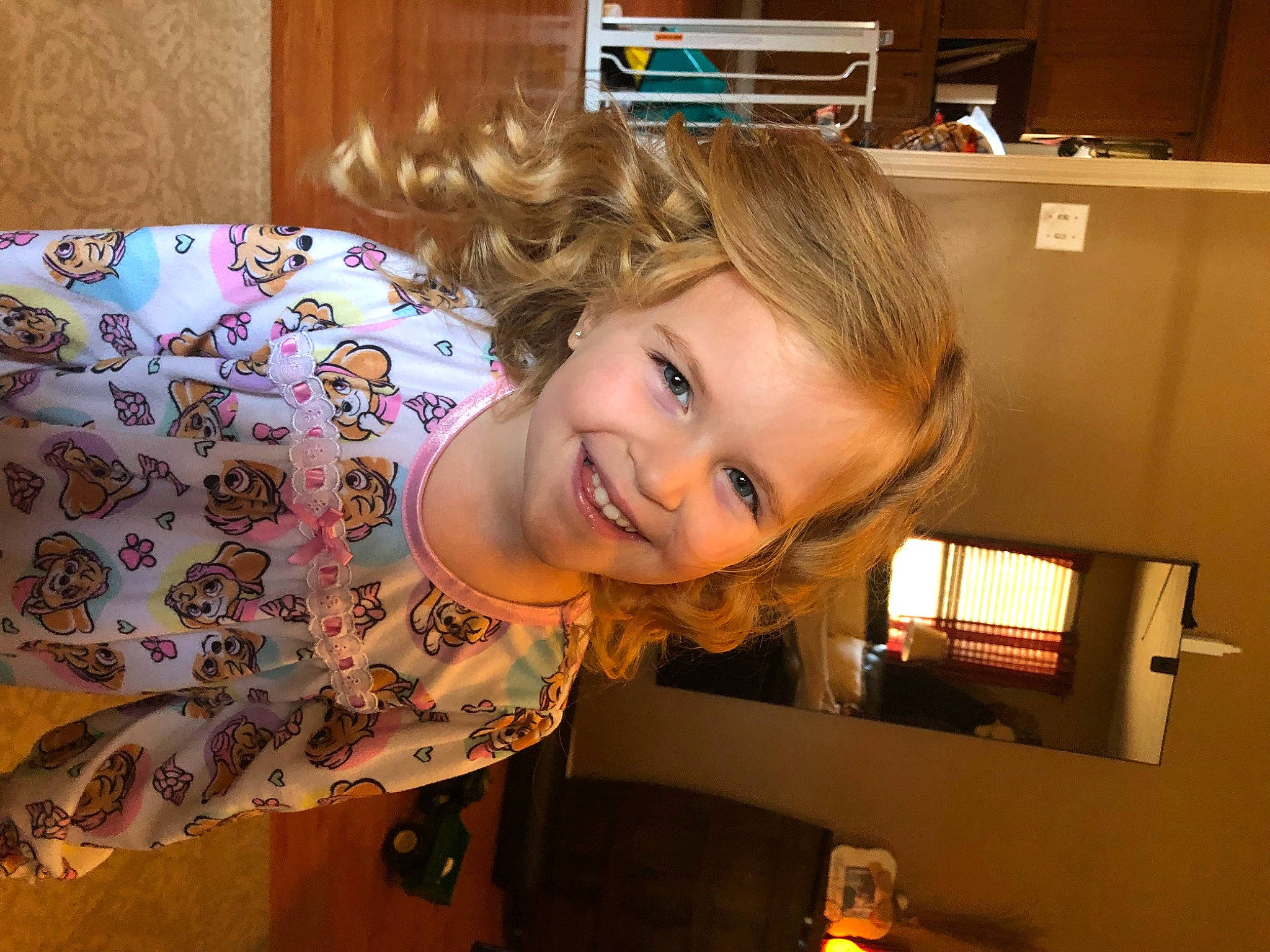 Jocelynn is registered to the contest to win money with this photo: blond, child, electronic_device, hair, hair_coloring, joy, person, photography, selfie, smile