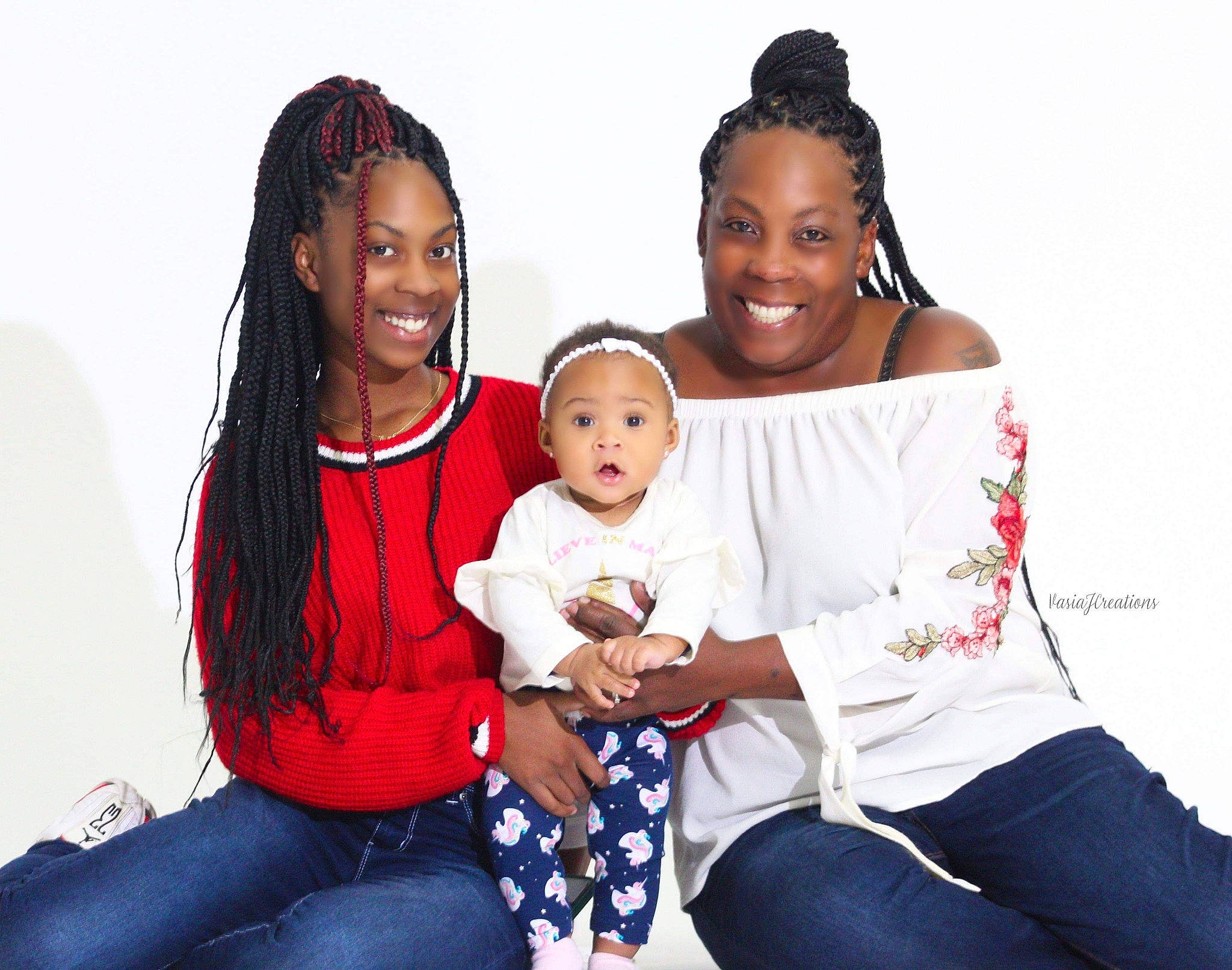 Jayleigh joined the competition — help win amazing prizes! baby, child, daughter, family, family_pictures, family_taking_photos_together, fun, happy, joy, mother, people, person, photo_shoot, photography, red, sitting, smile, surprise, toddler