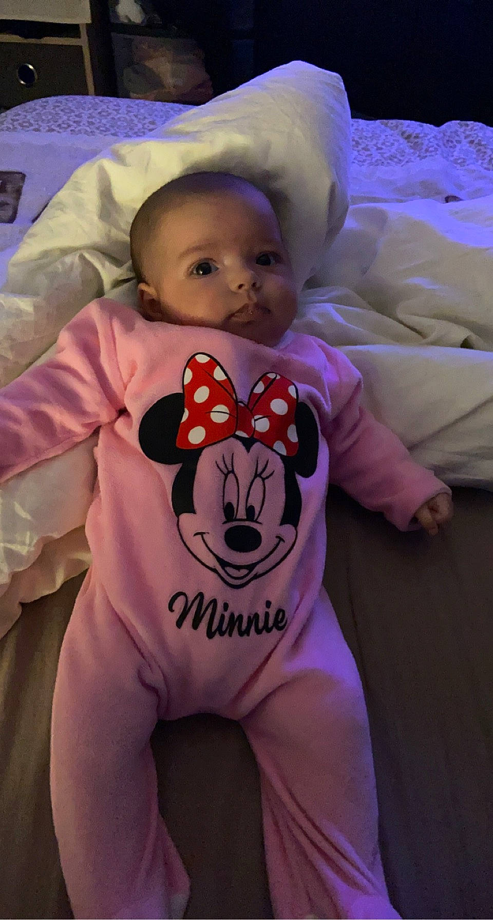 Shayana a rejoint le concours — aidez-le/la à gagner de superbes lots ! baby, baby_toddler_clothing, cheek, comfort, cool, eye, face, facial_expression, happy, head, mouth, outerwear, person, pink, product, purple, skin, sleeve, textile, toddler