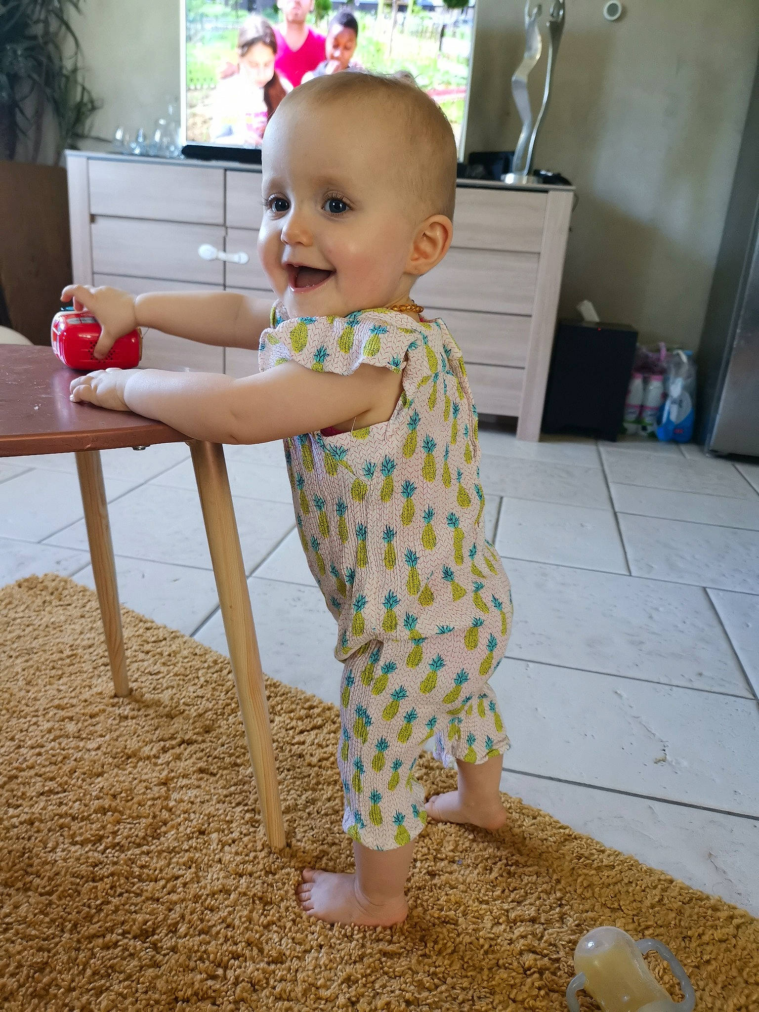 Mathilde a rejoint le concours — aidez-le/la à gagner de superbes lots ! baby, baby_products, baby_toddler_clothing, child, joy, pattern, person, play, product, toddler