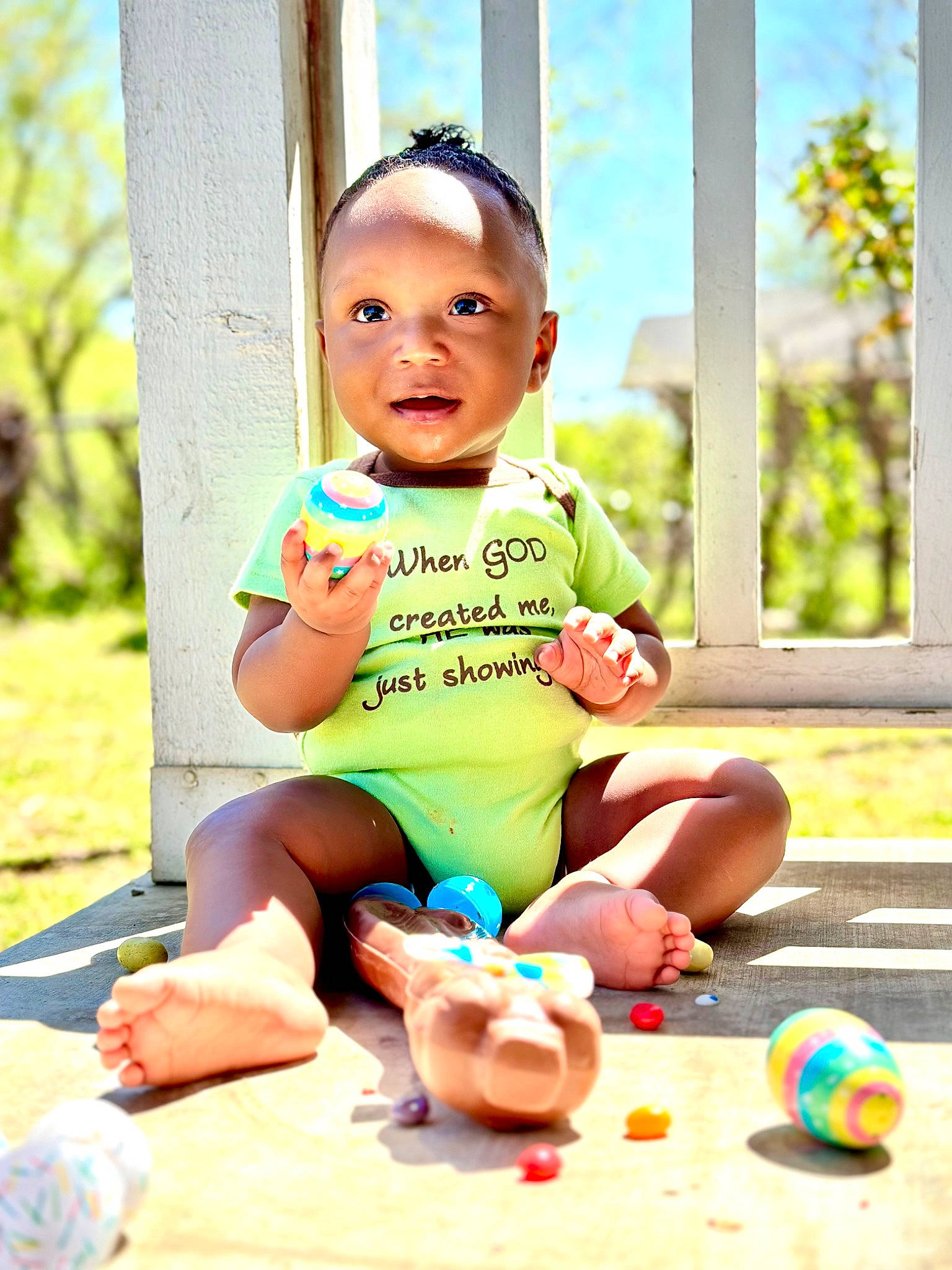 Raukice is registered to the contest to win money with this photo: baby, baby_playing_with_toys, baby_toddler_clothing, child, finger, foot, fun, grass, happy, leisure, people, person, plant, play, recreation, sitting, skin, sky, summer, toddler