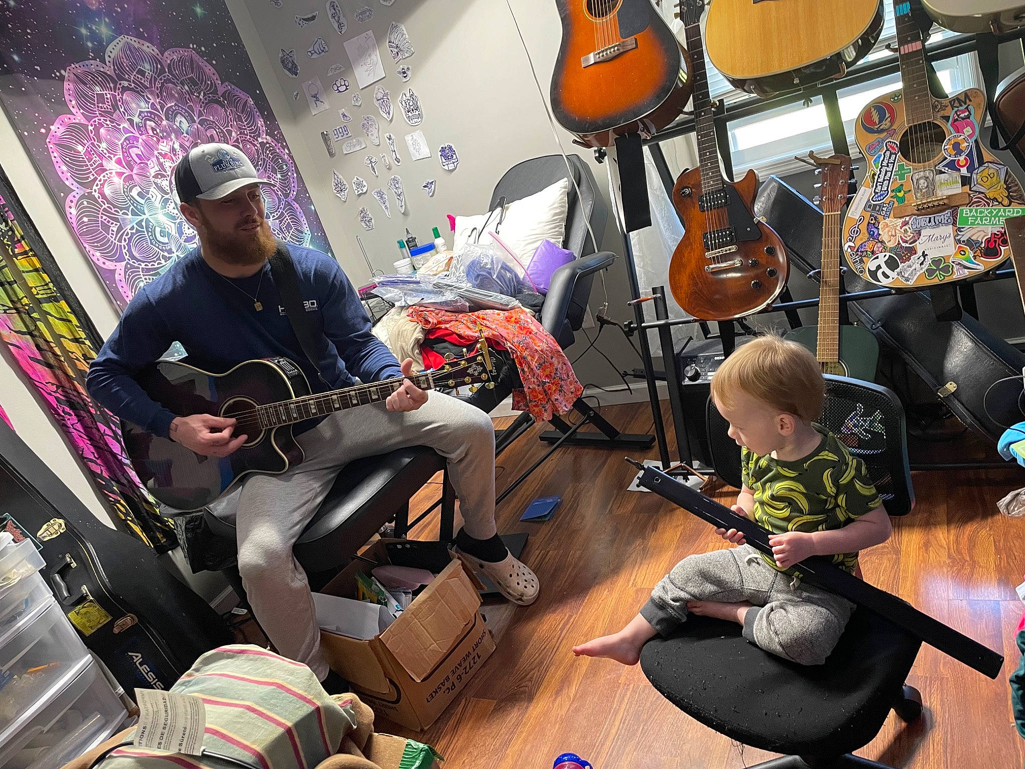 Hendrix joined the competition — help win amazing prizes! artist, electric_guitar, electronic_instrument, entertainment, folk_instrument, fun, guitar, guitar_accessory, guitarist, hat, headwear, leisure, music, musical_instrument, musician, person, plucked_string_instruments, shoe, sneakers, string_instrument