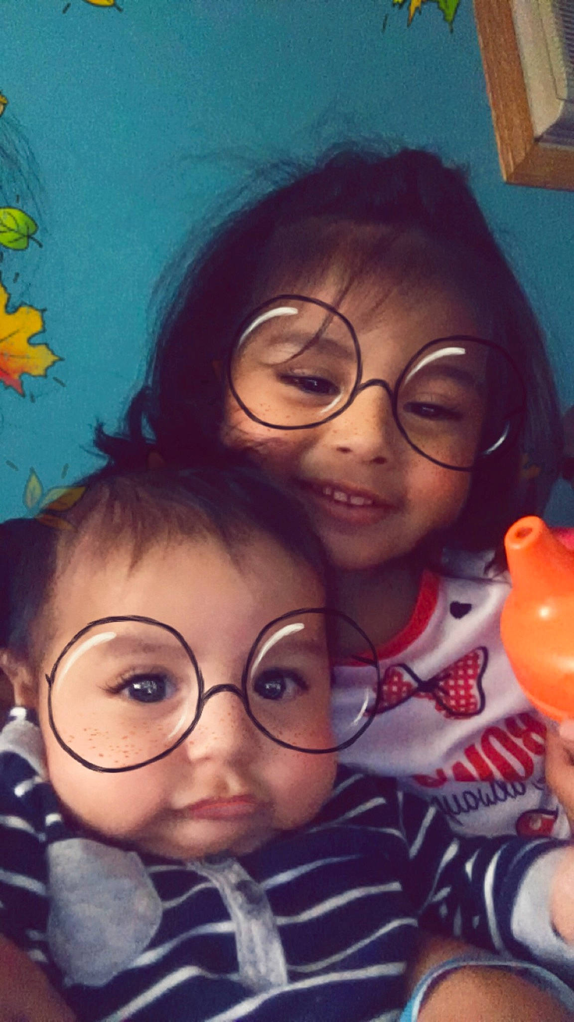 Salvador is registered to the contest to win money with this photo: cheek, child, chin, cool, emotion, eye, eyebrow, eyewear, face, girl, glasses, hairstyle, head, nose, person, product, selfie, skin, smile, toddler