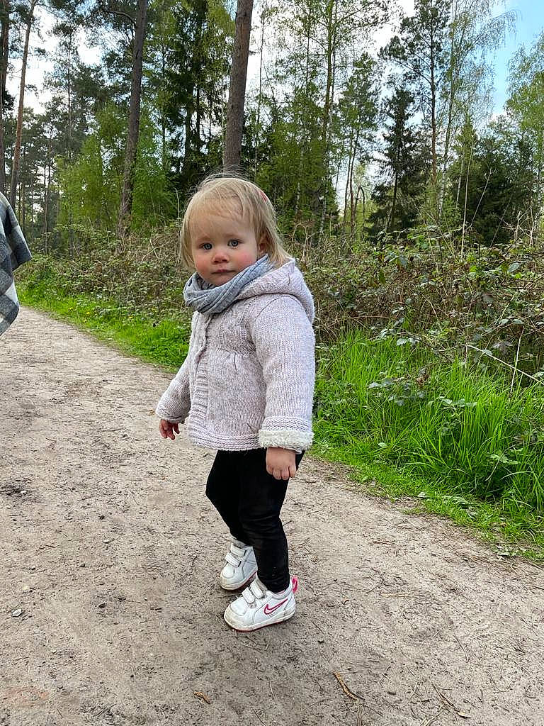 Blake participe au concours pour gagner de l'argent avec cette photo : asphalt, baby_toddler_clothing, child, forest, grass, happy, landscape, leaf, leisure, natural_landscape, outerwear, people_in_nature, person, plant, recreation, road, sky, sleeve, toddler, tree