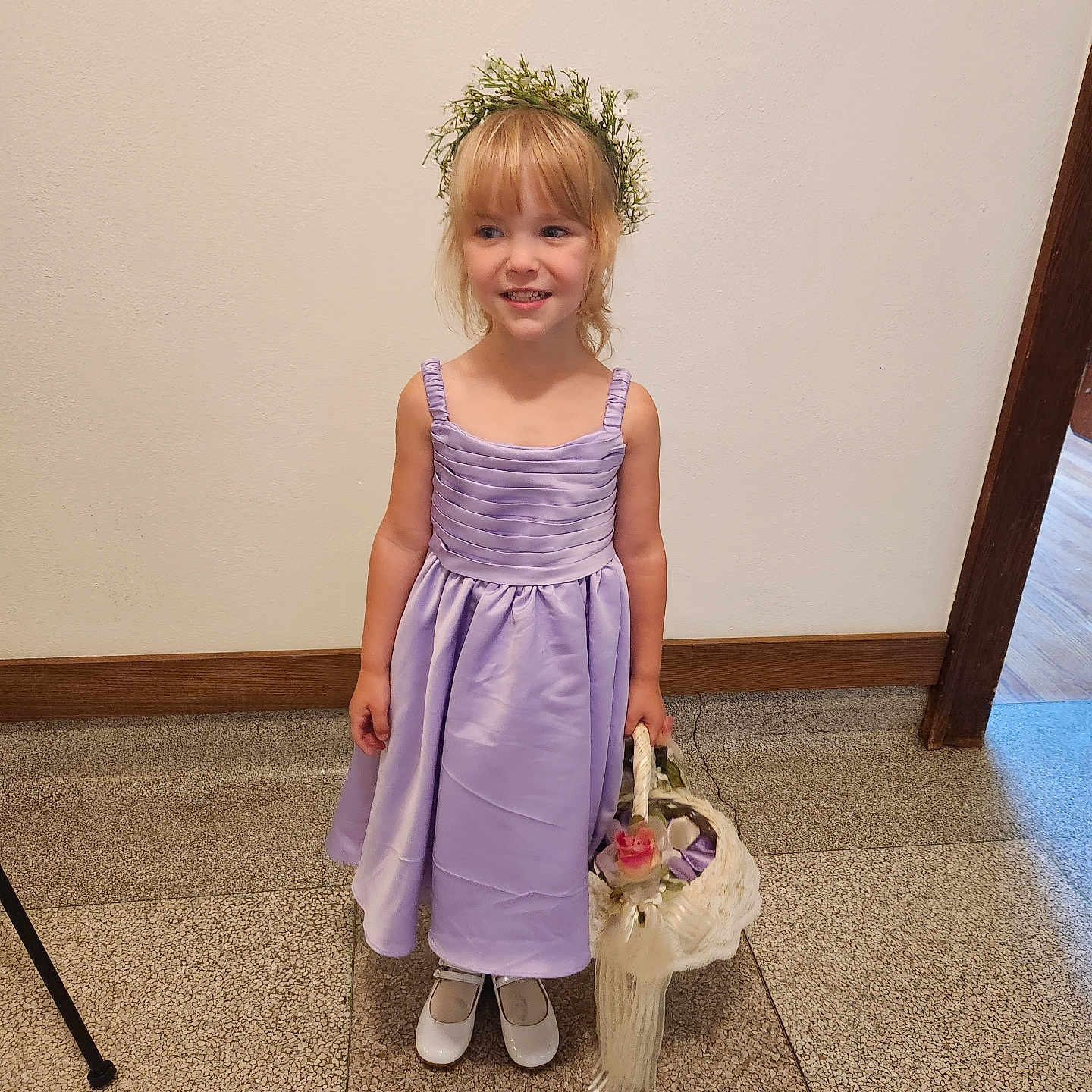 Isabelle is registered to the contest to win money with this photo: bodypart, child, clothing, dress, eveningdress, face, female, finger, flower, flowerarrangement, flowerbouquet, formalwear, girl, hardwood, head, person, photography, plant, portrait, wood