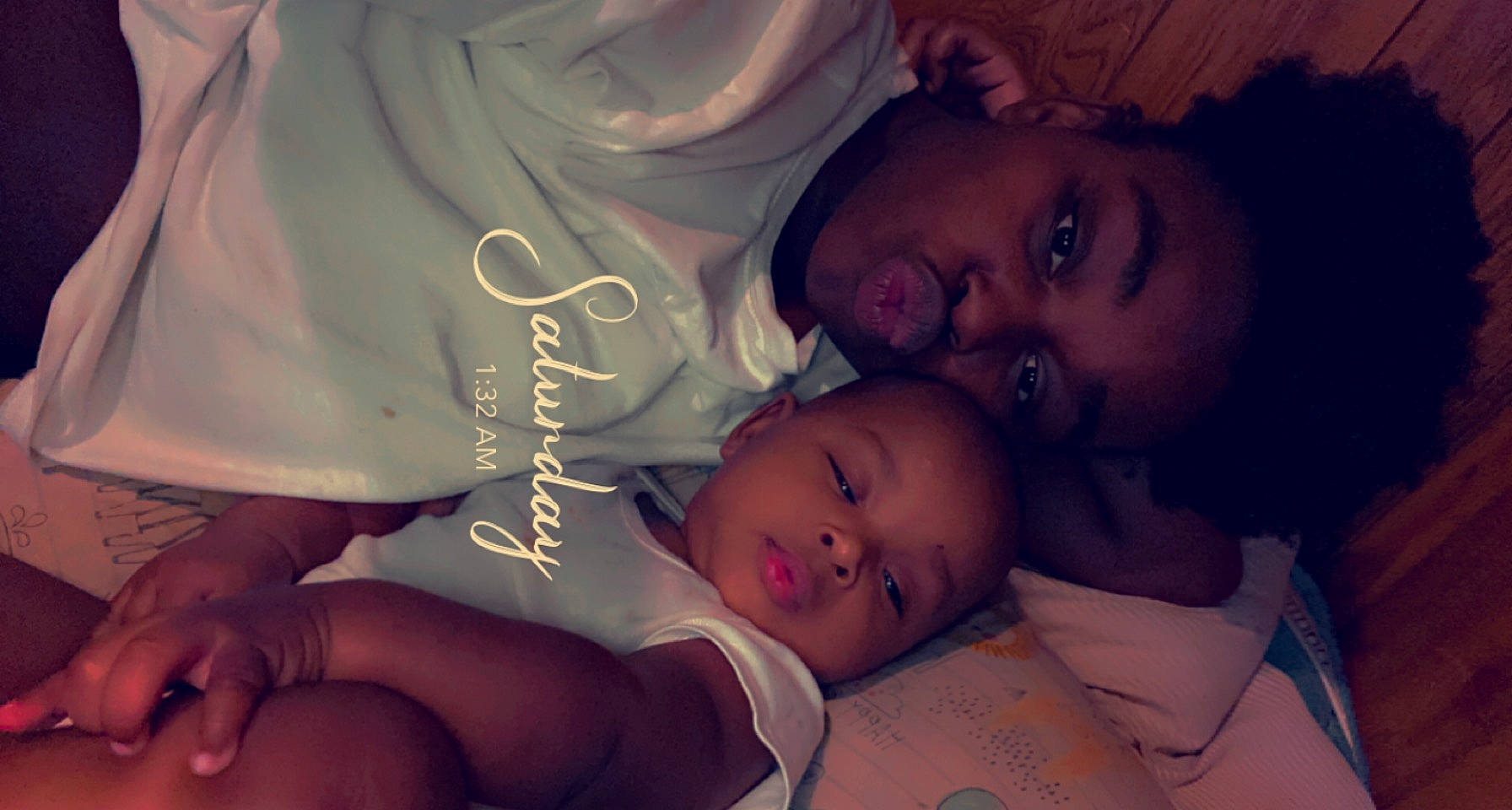 Kamari is registered to the contest to win money with this photo: cheek, child, comfort, ear, eyebrow, facial_expression, finger, flash_photography, gesture, hairstyle, happy, human, human_body, interaction, iris, lip, mouth, muscle, nose, person