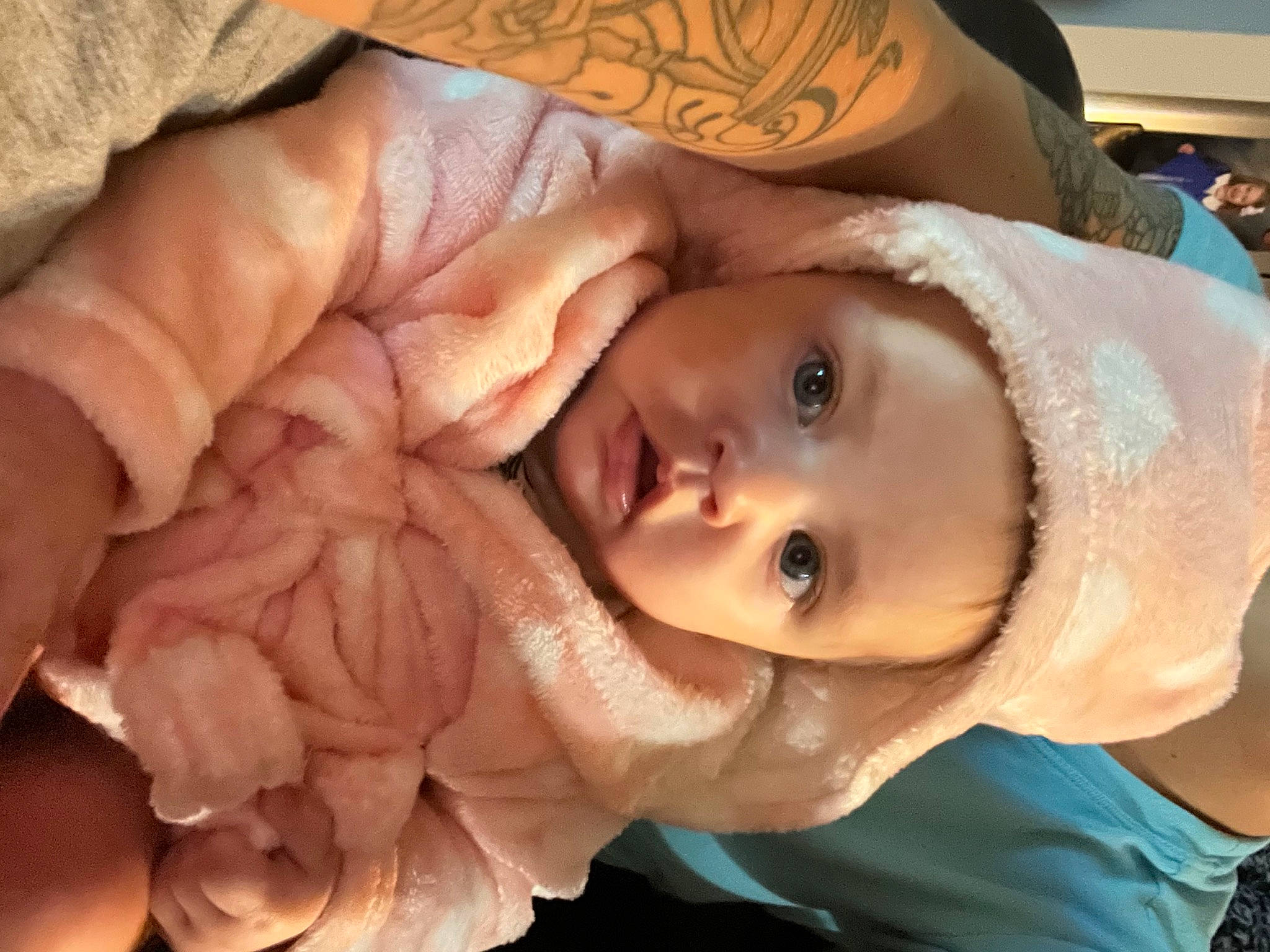 Kamber is registered to the contest to win money with this photo: baby, cheek, chin, ear, eye, eyebrow, eyelash, forehead, gesture, hairstyle, happy, headgear, headwear, human_body, iris, lip, mouth, nose, person, plant