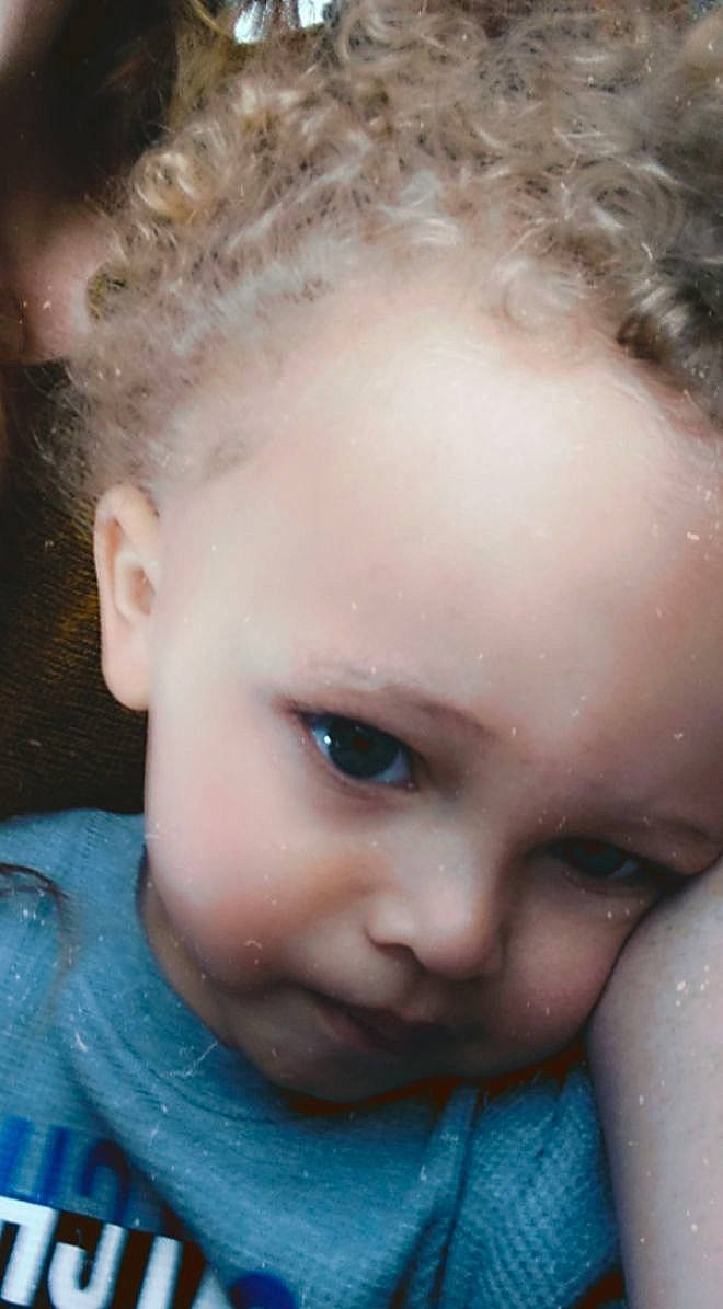 Brent is registered to the contest to win money with this photo: cheek, chin, cool, ear, eyebrow, eyelash, flash_photography, forehead, gesture, hair, happy, human_body, iris, jaw, lip, mouth, nose, organ, person, skin