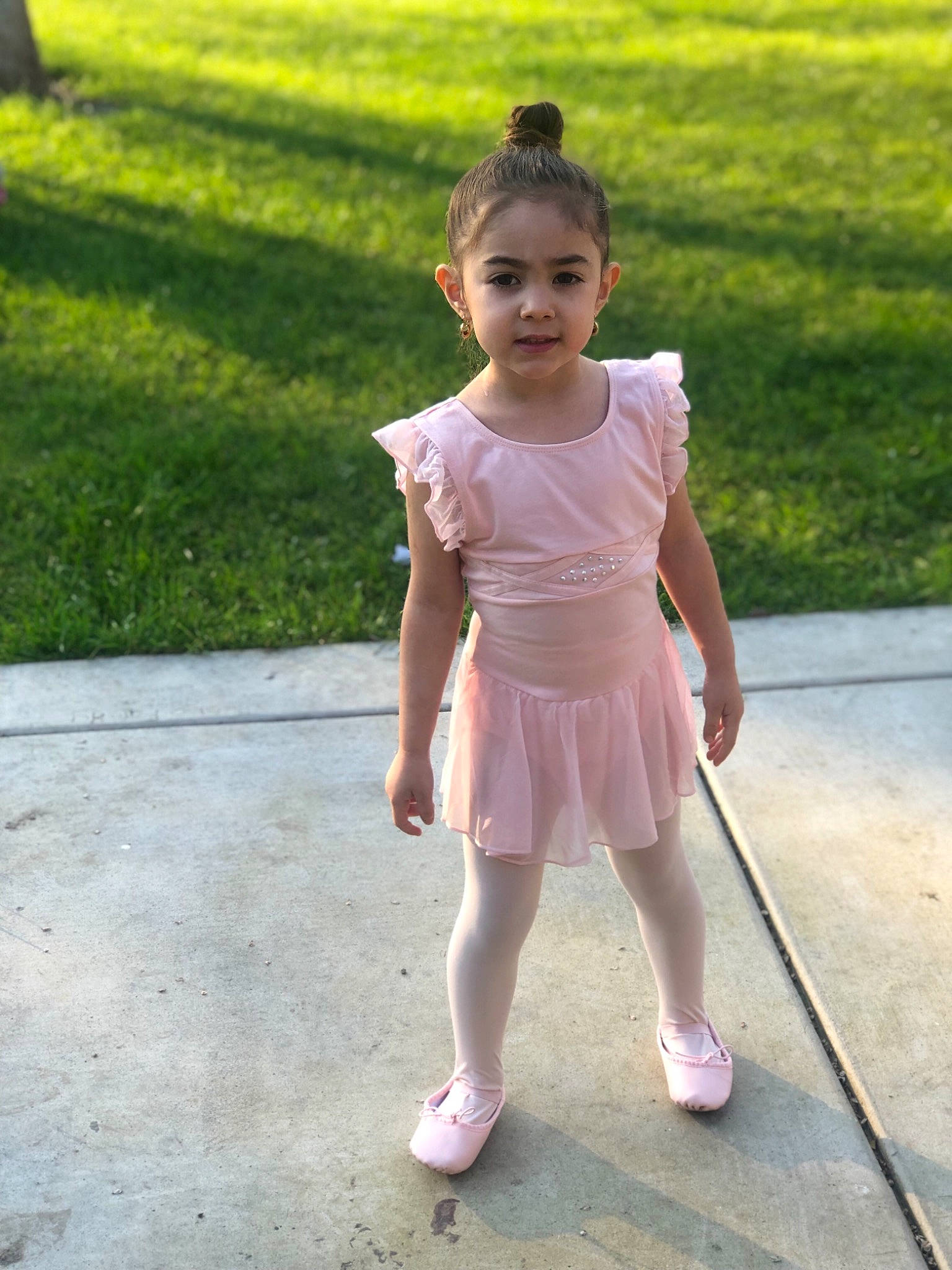 Jayleen is registered to the contest to win money with this photo: baby, beauty, child, dance, dress, footwear, fun, grass, happy, person, pink, play, shoe, smile, standing, summer, toddler, vacation, walking
