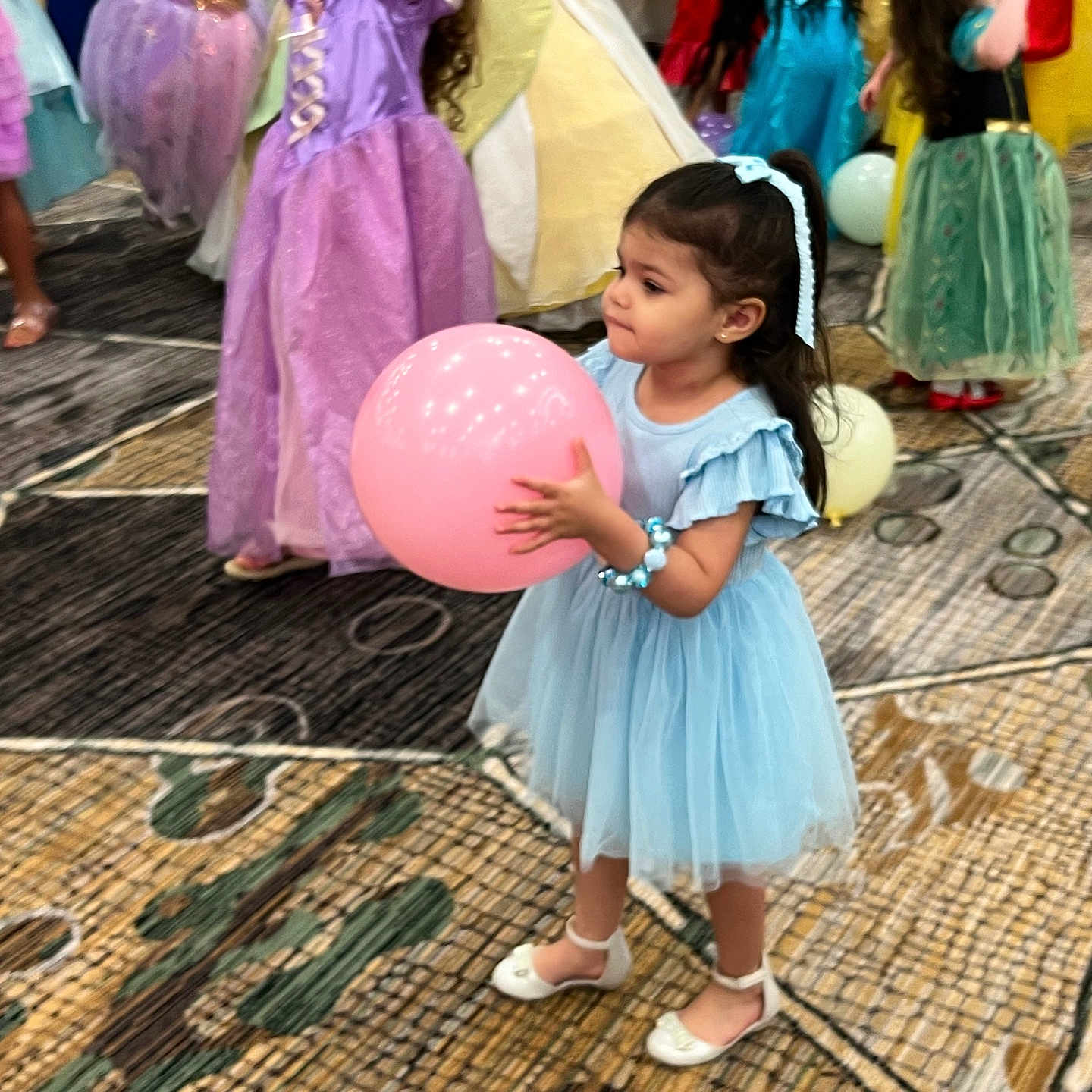 Zuehailey is registered to the contest to win money with this photo: accessories, bag, balloon, child, clothing, costume, dress, face, female, footwear, formalwear, girl, head, people, person, photography, portrait, shoe, skirt, sphere