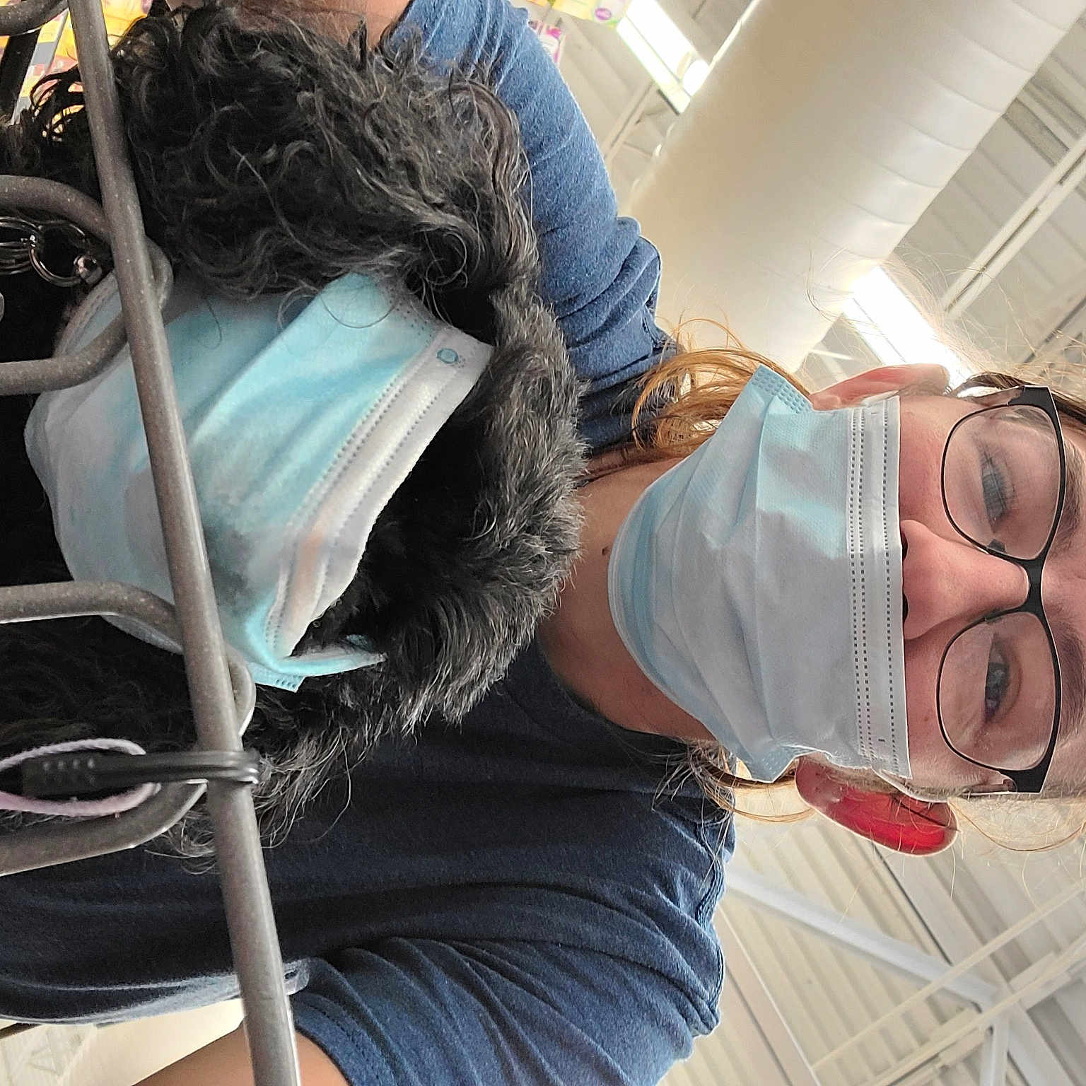 Dixie is registered to the contest to win money with this photo: black_hair, child, eyewear, glasses, leg, organism