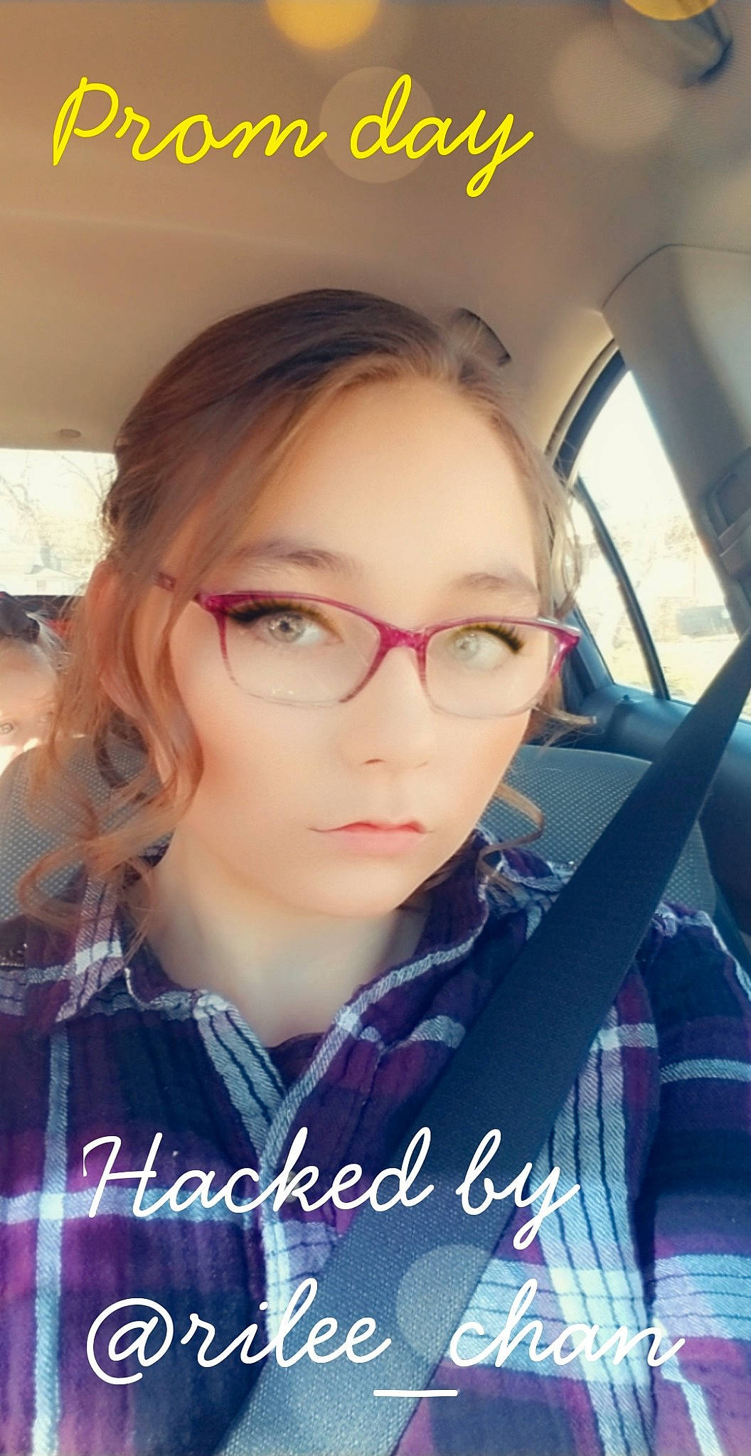 Rilee is registered to the contest to win money with this photo: black_hair, blond, chin, cool, eye, eyebrow, eyewear, face, forehead, glasses, hair, hairstyle, jaw, lip, long_hair, nose, person, photography, selfie, smile