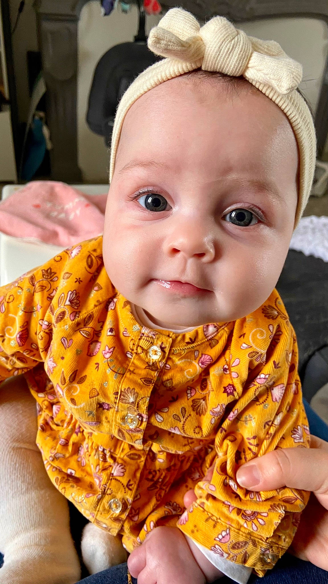 Mya participe au concours pour gagner de l'argent avec cette photo : baby, baby_toddler_clothing, cheek, child, chin, close_up, collar, eyelash, face, fun, happy, head, iris, lip, mouth, nose, person, skin, sleeve, tie