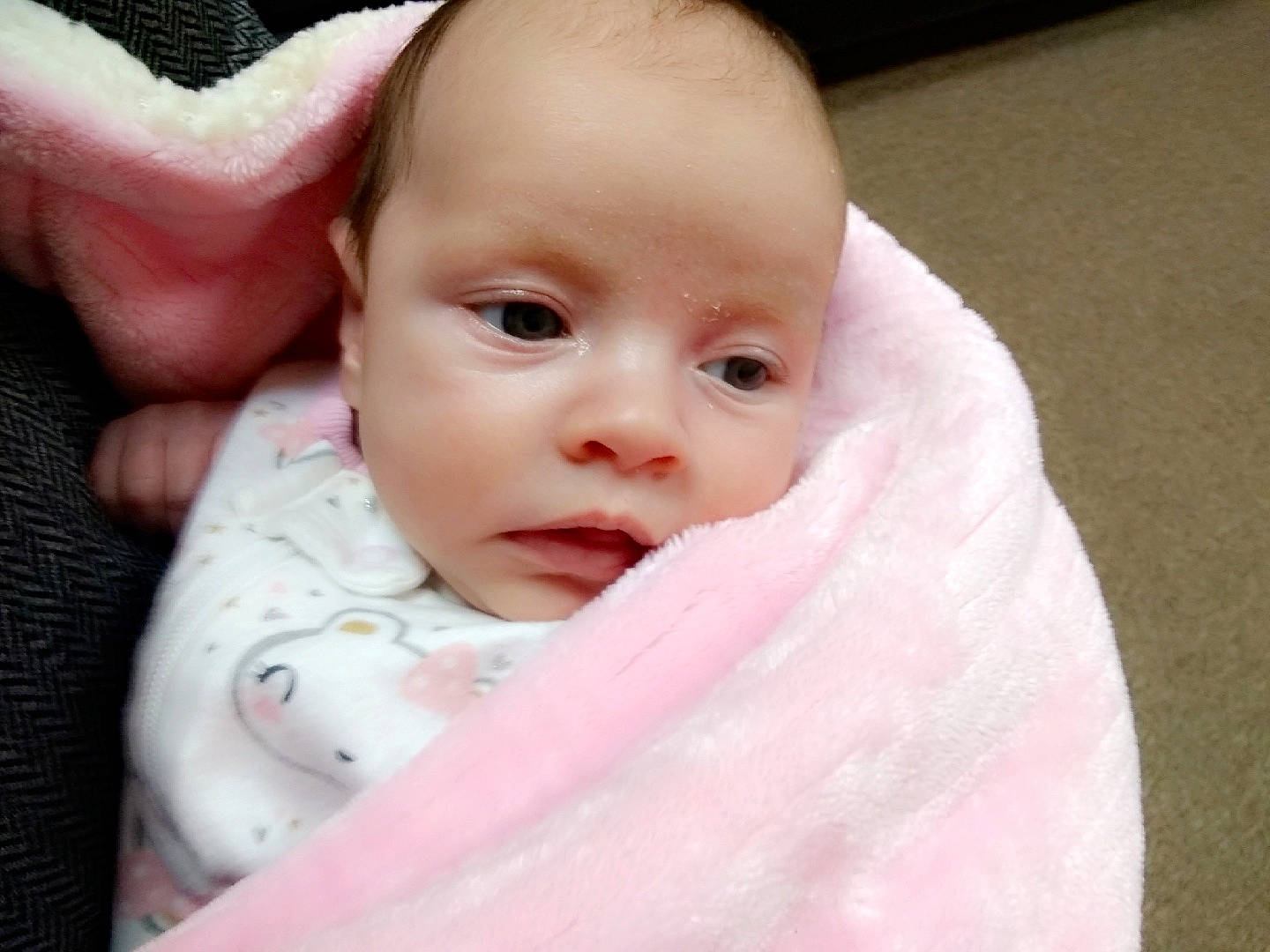 Iliana is registered to the contest to win money with this photo: baby, baby_making_funny_faces, cheek, child, eye, eyebrow, face, head, lip, mouth, nose, person, pink, skin, smile, toddler