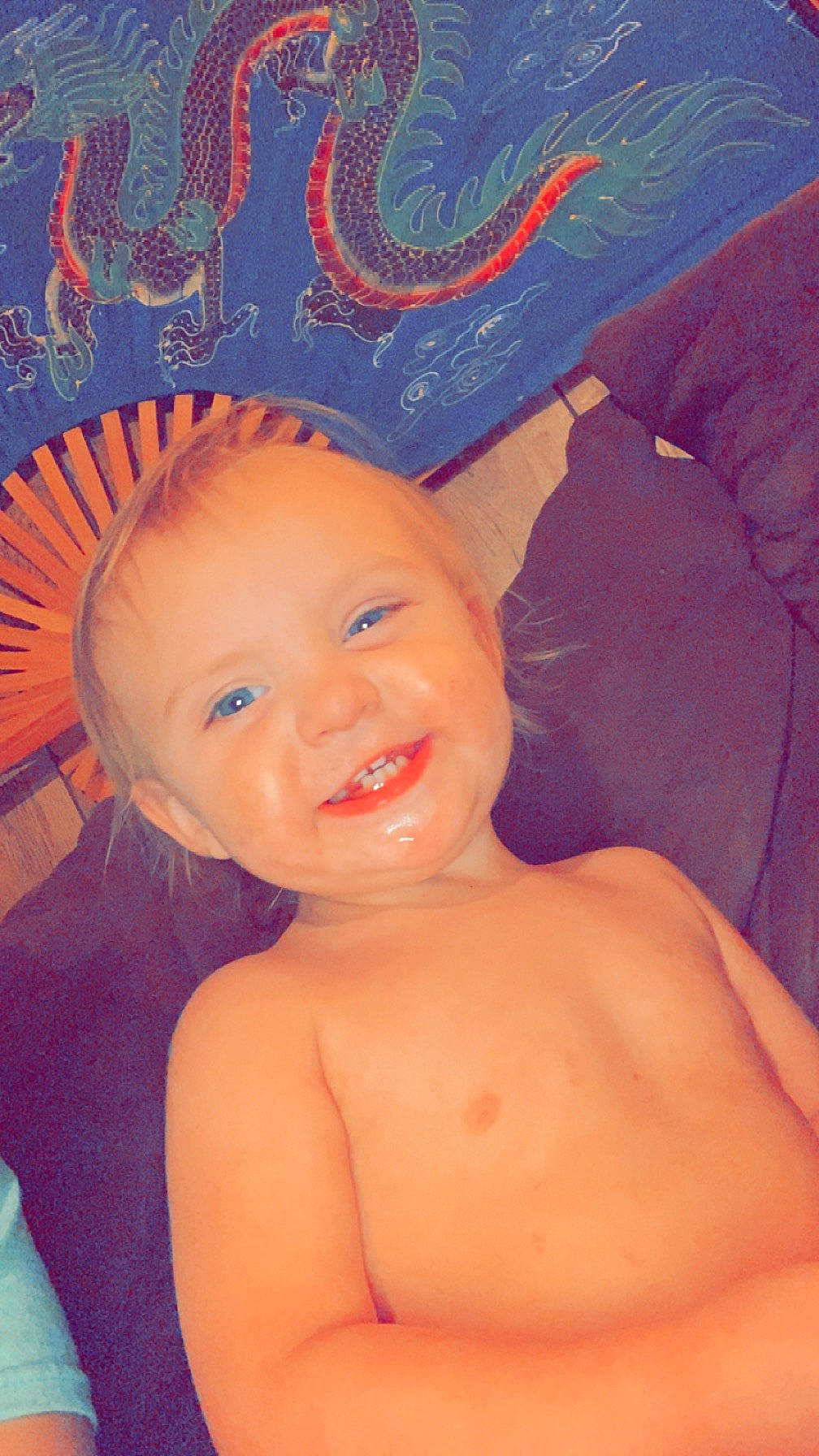 Serenity is registered to the contest to win money with this photo: arm, cheek, chin, eye, eyebrow, face, forehead, happy, head, human, human_body, iris, joy, lip, mouth, muscle, neck, nose, person, pink