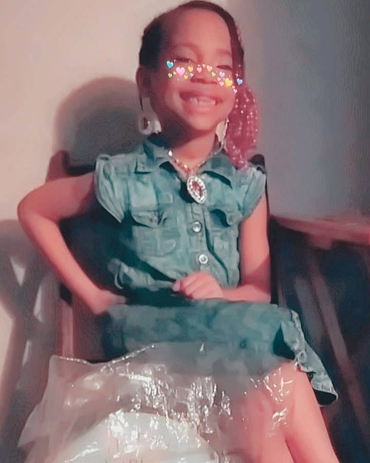 Jazzlynn joined the competition — help win amazing prizes! child, glasses, joy, mouth, person